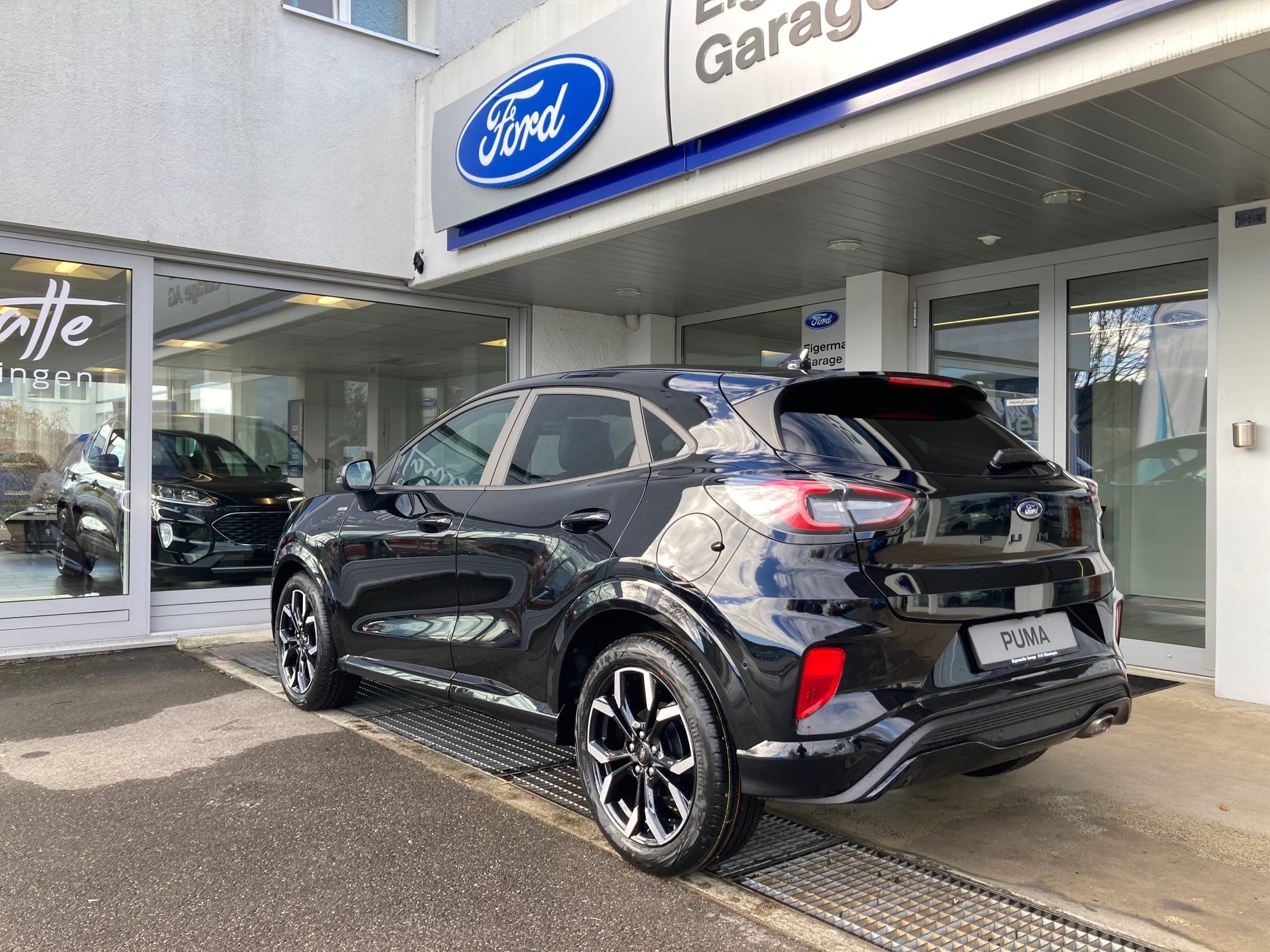 FORD Puma 1.0 MHEV ST-Line X Automat-showroom-element-3