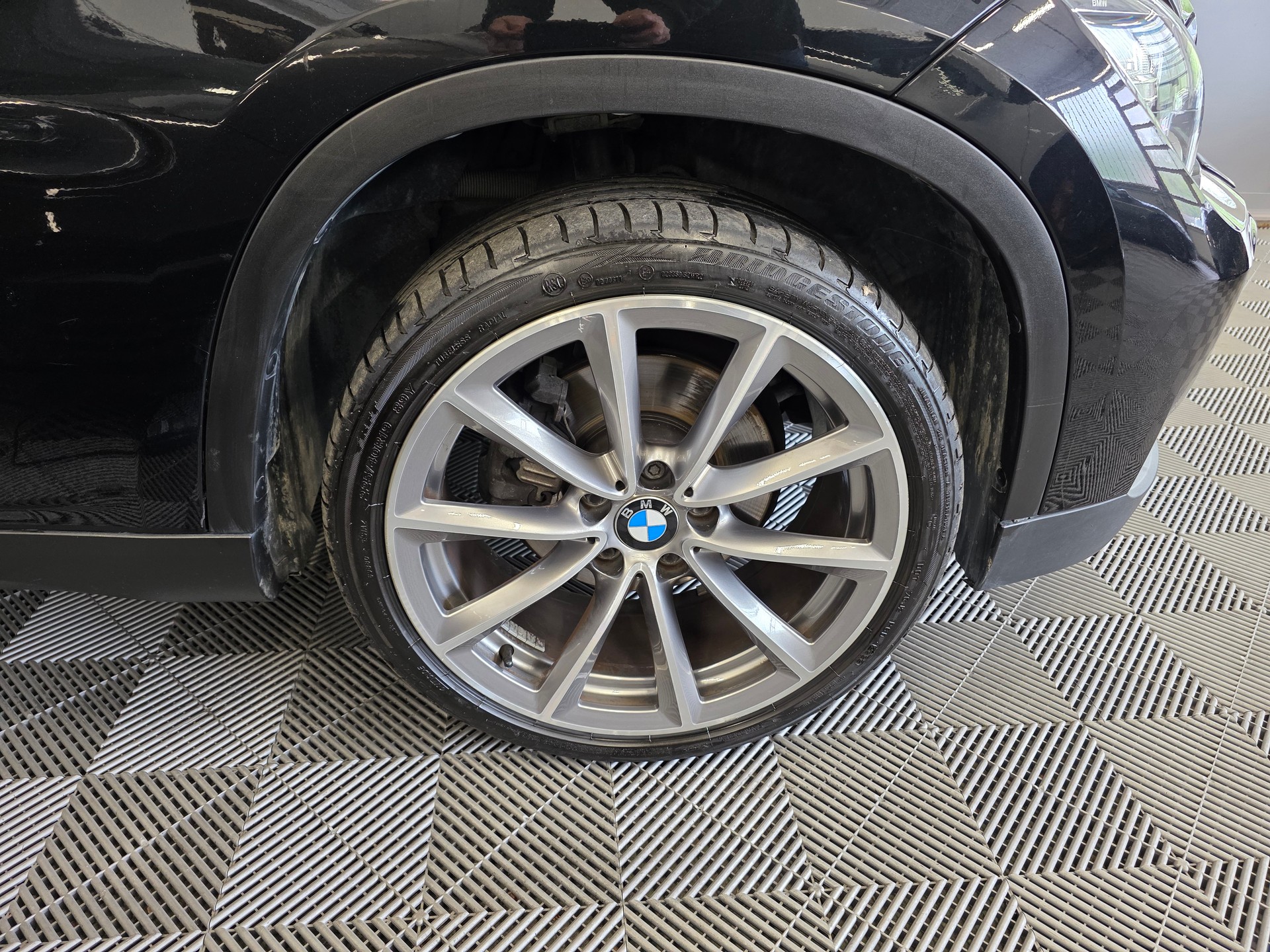 BMW X1 xDrive 28i Steptronic-image-13