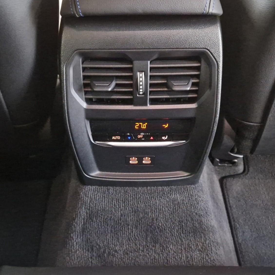 BMW 320d xDrive SAG Touring M Sport-image-19