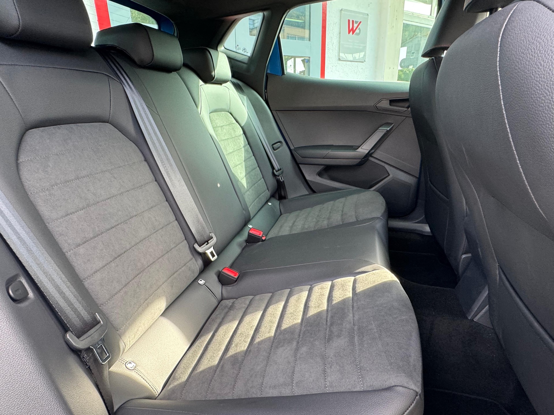 SEAT Ibiza 1.0 FR DSG 60 Monate Werksgarantie-image-14
