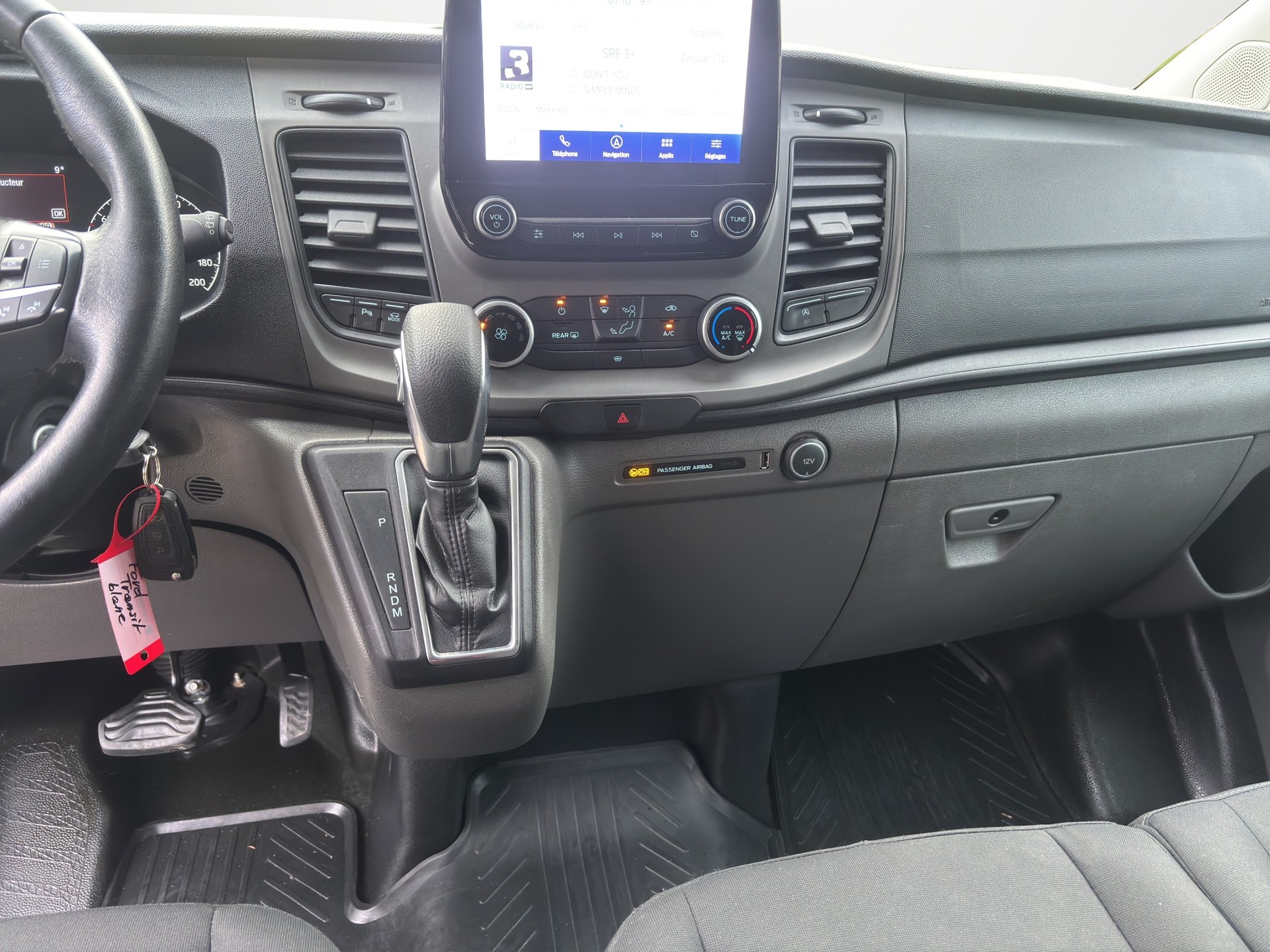 FORD Transit Custom 320 L1H1 Trend A-image-12