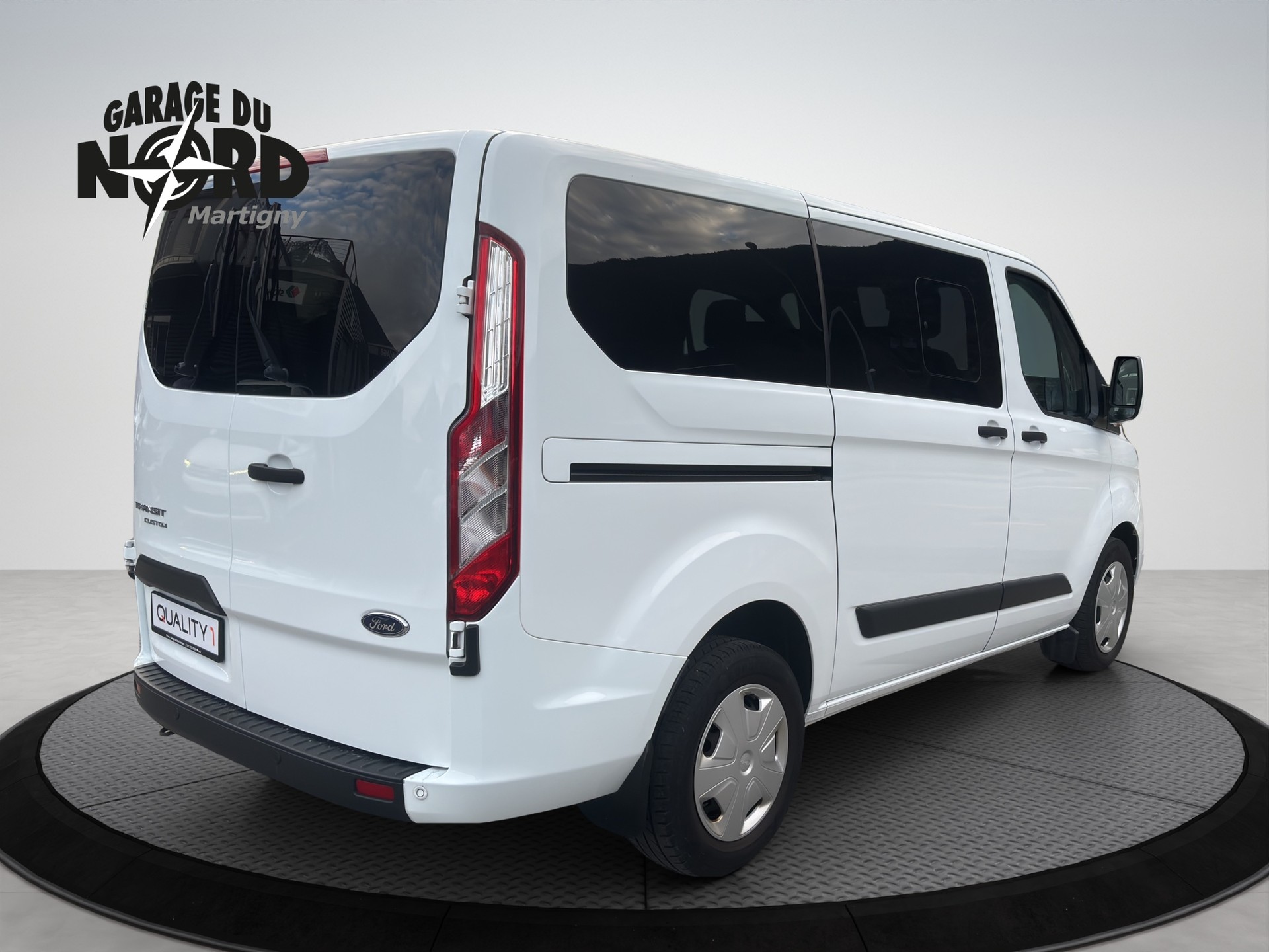 FORD Transit Custom 320 L1H1 Trend A-image-5