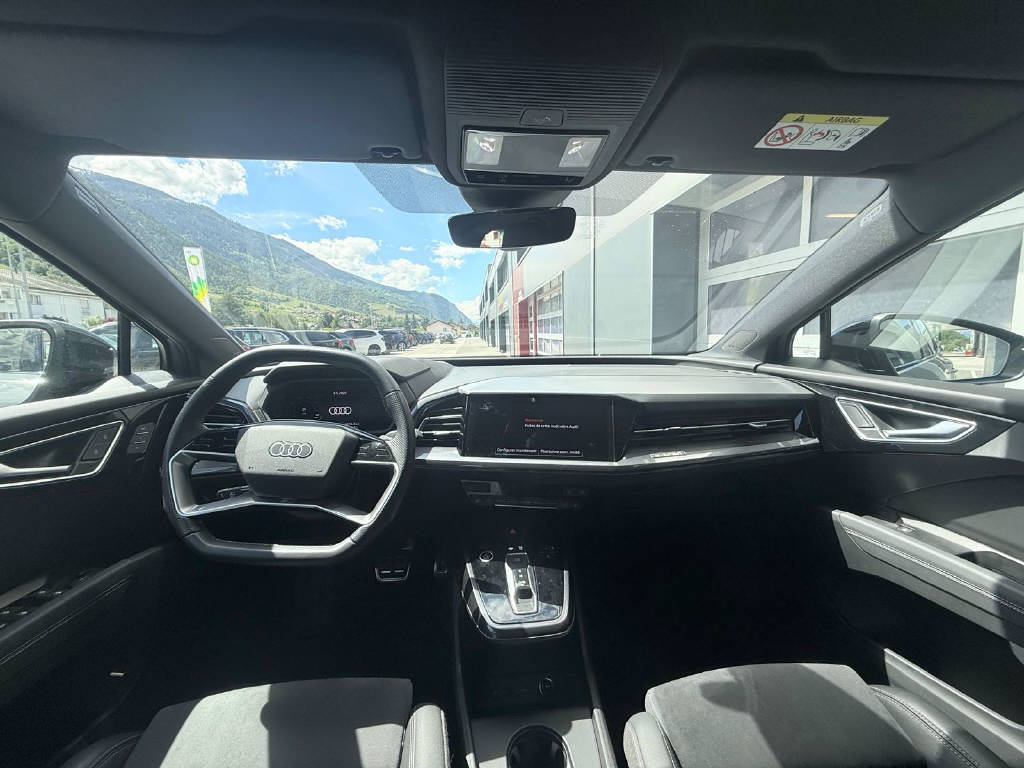 AUDI Q4 e-tron Sportback 50 quattro-image-7