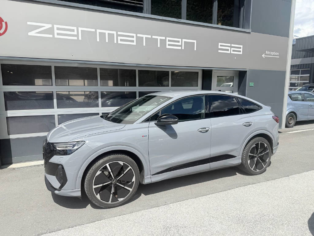AUDI Q4 e-tron Sportback 50 quattro-showroom-element-1