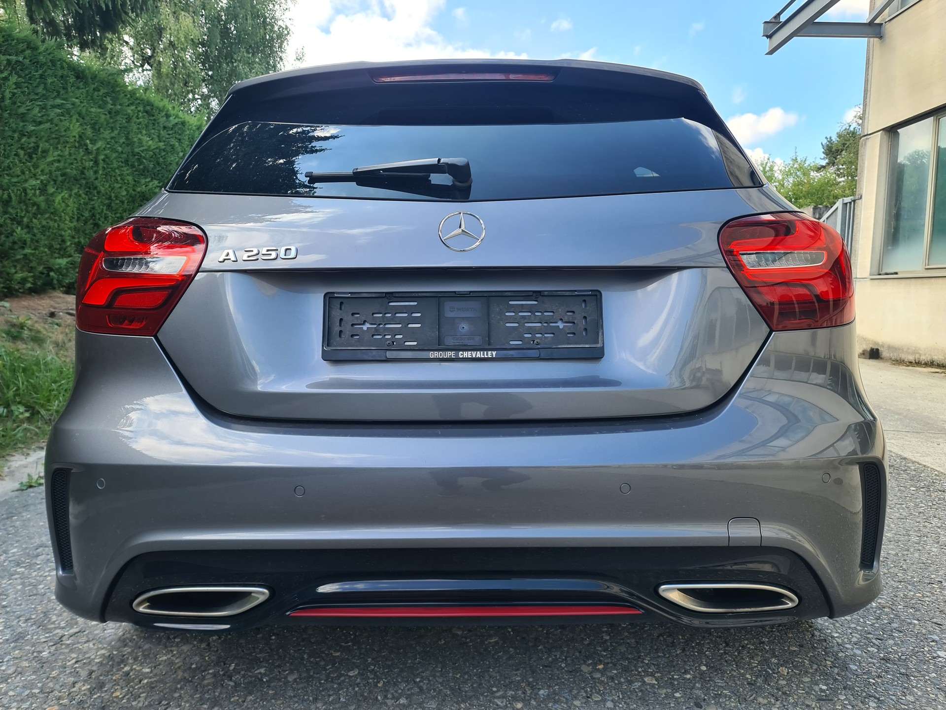 MERCEDES-BENZ A 250 Sport 7G-DCT-image-3