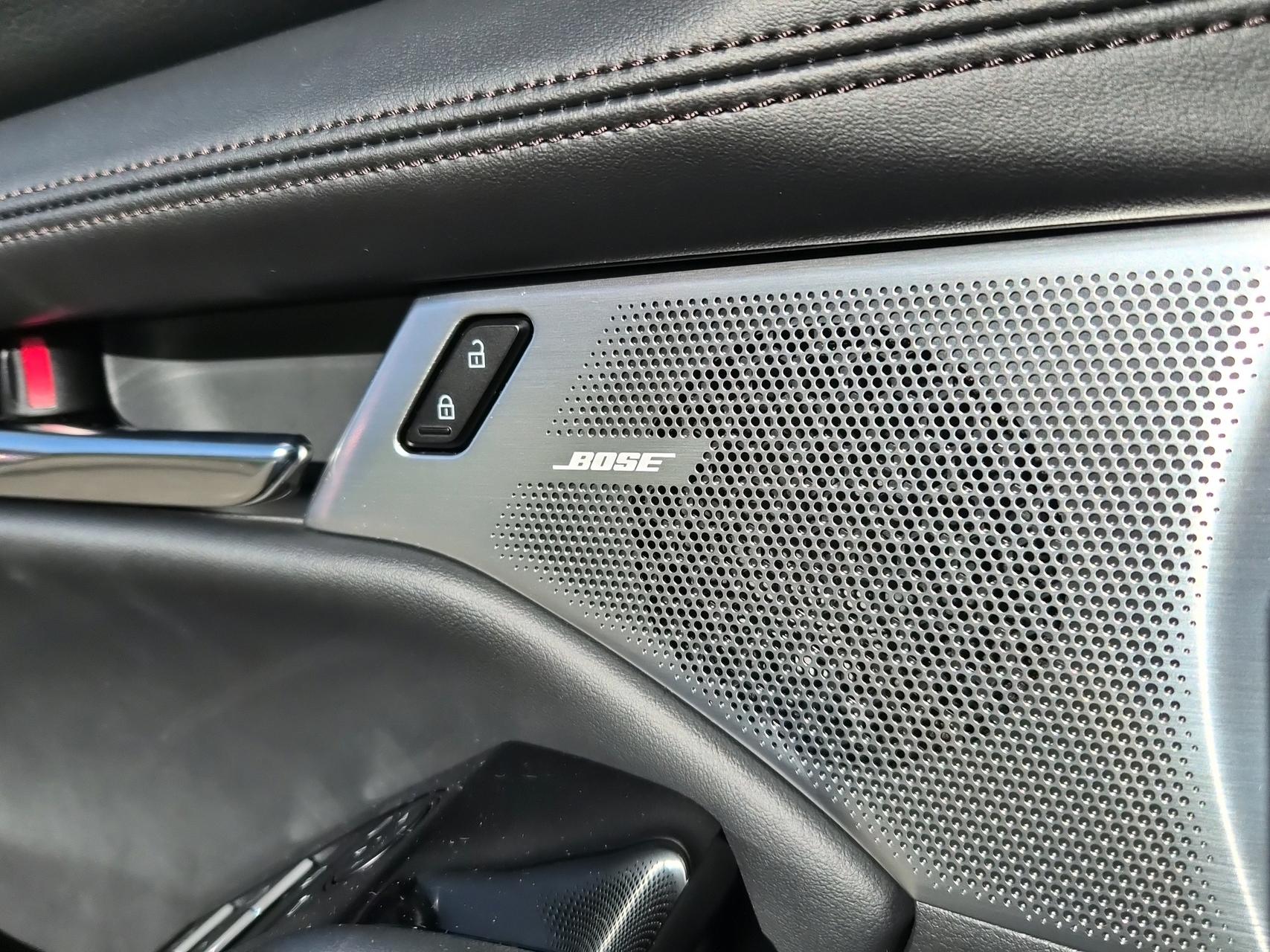 MAZDA 3 Sedan SKYACTIV-X M Hybrid 186 Revolution Automat-image-18
