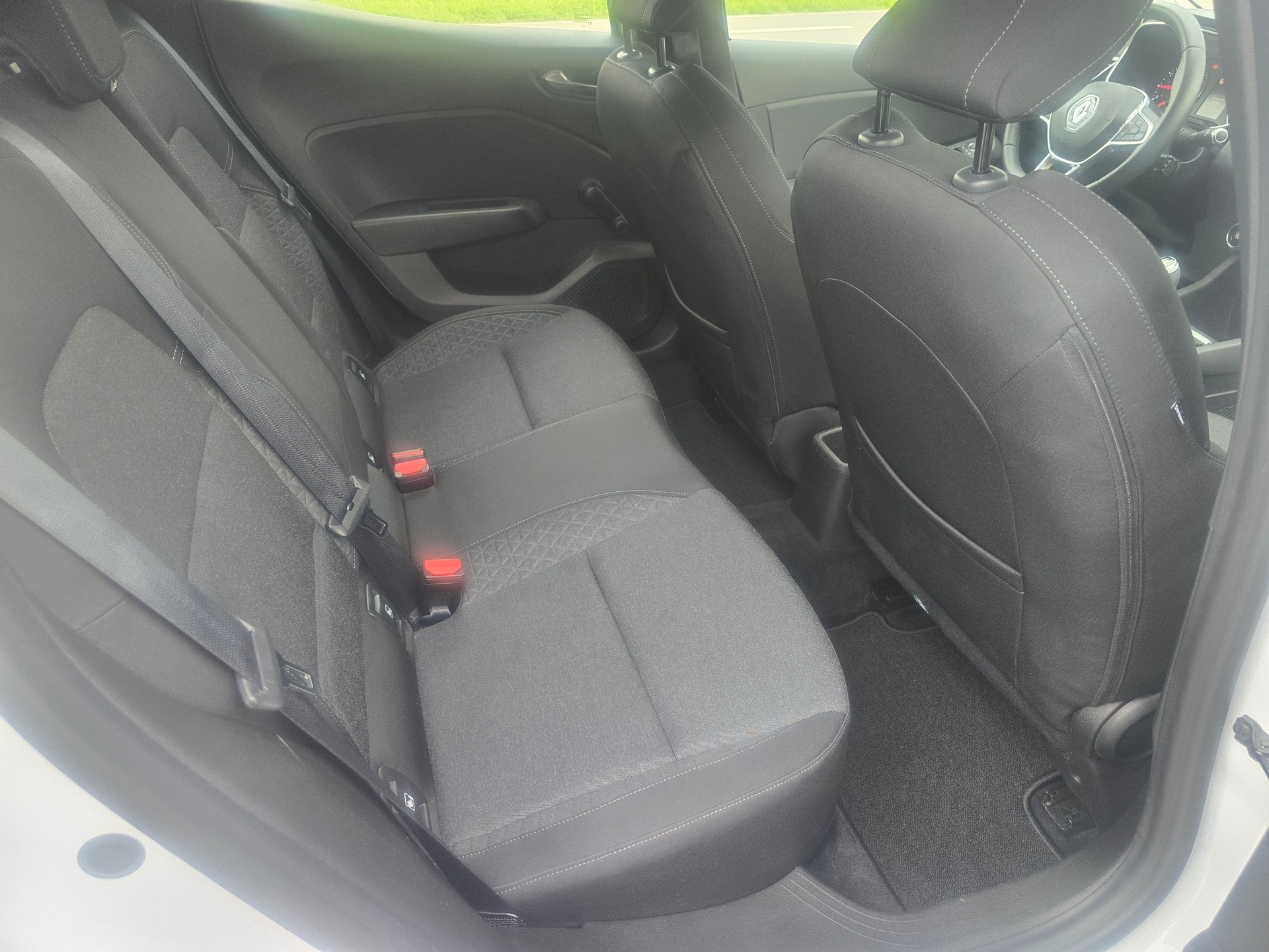 RENAULT Clio 1.0 Business-image-6