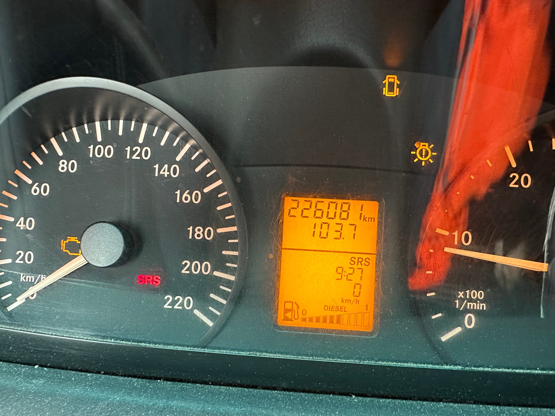 MERCEDES-BENZ Vito 109 CDI L-image-9