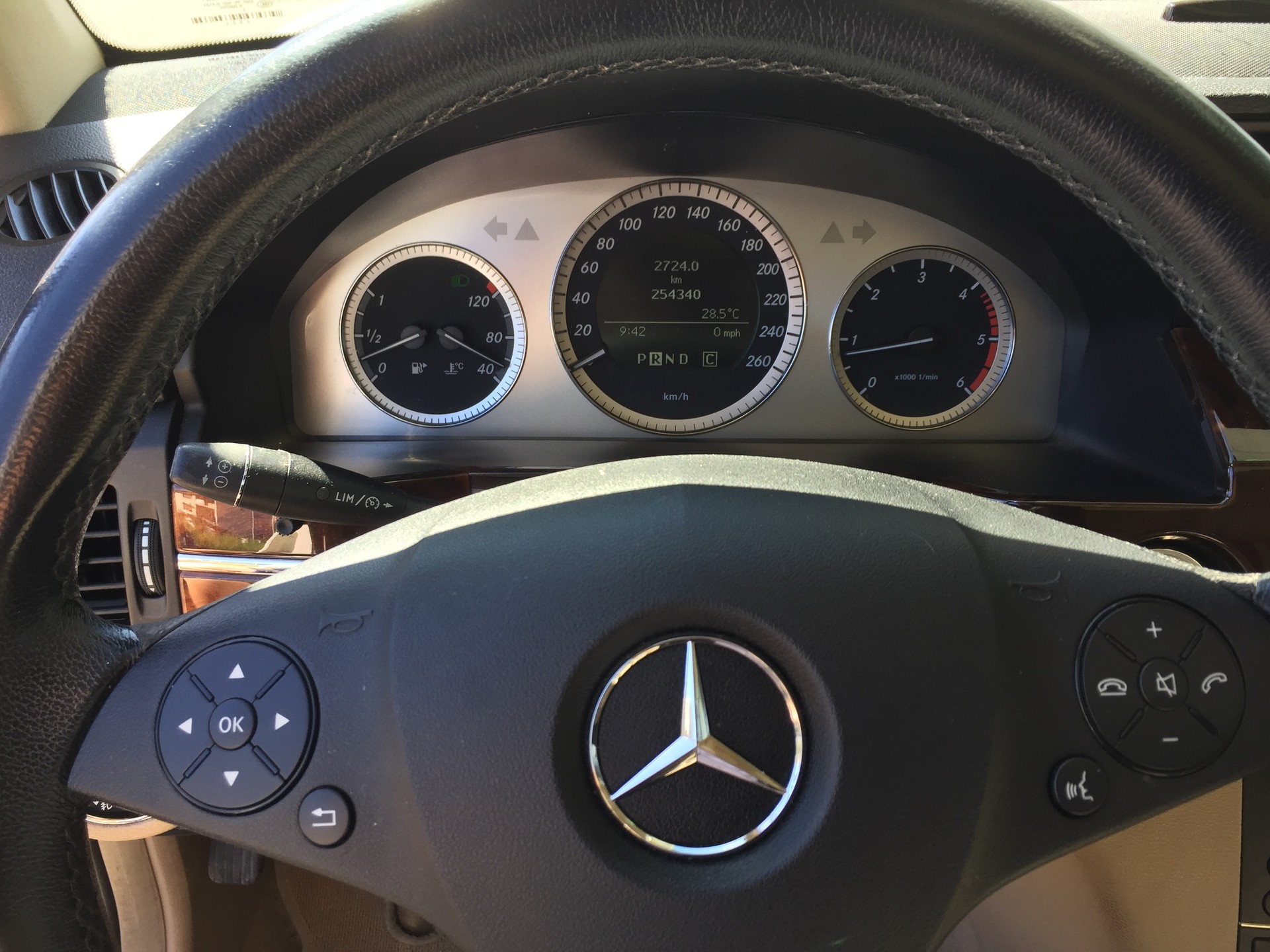 MERCEDES-BENZ GLK 220 CDI BlueEfficiency 4Matic 7G-Tronic-image-12