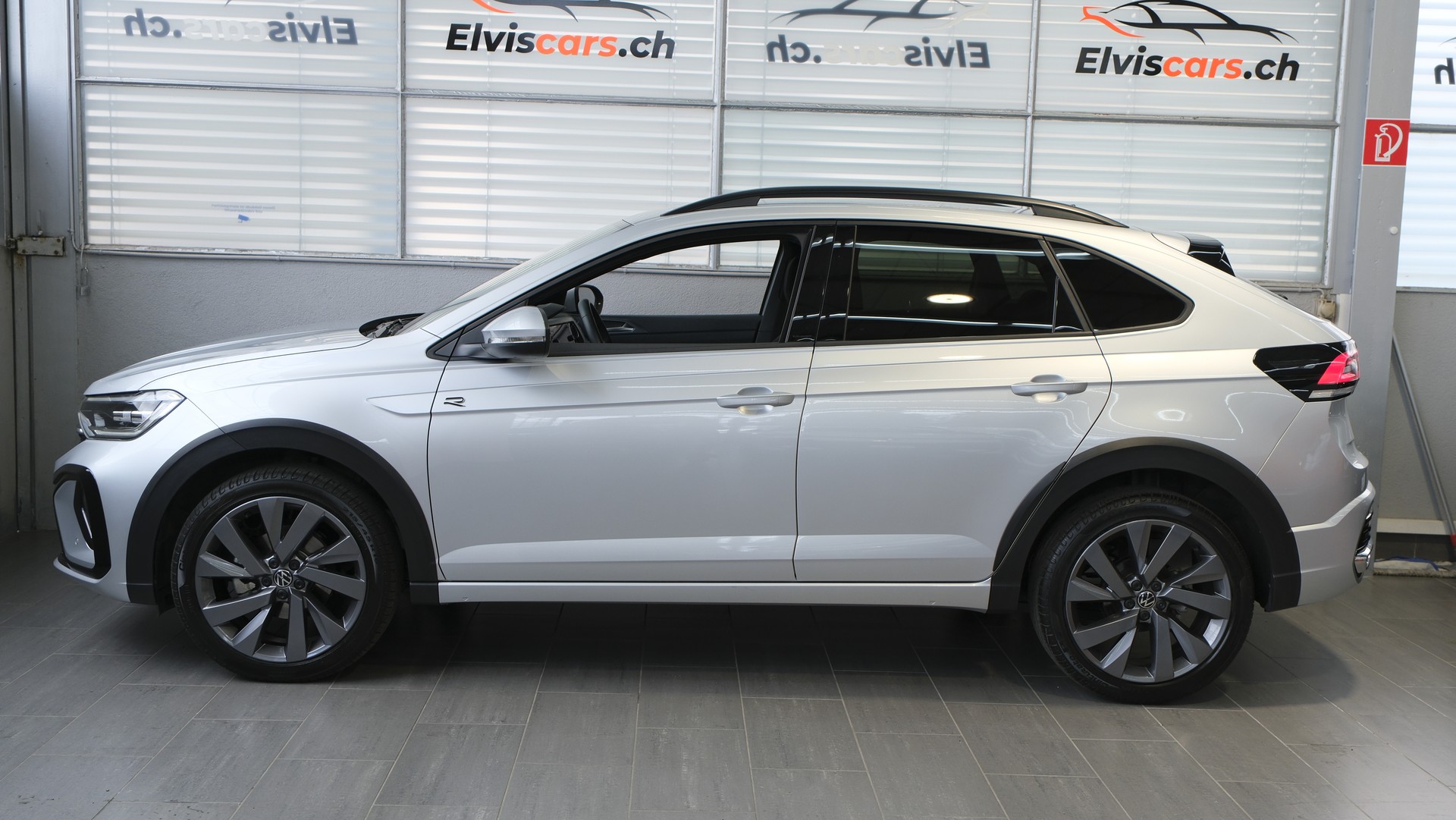 VW Taigo 1.0 TSI R-Line DSG-image-8