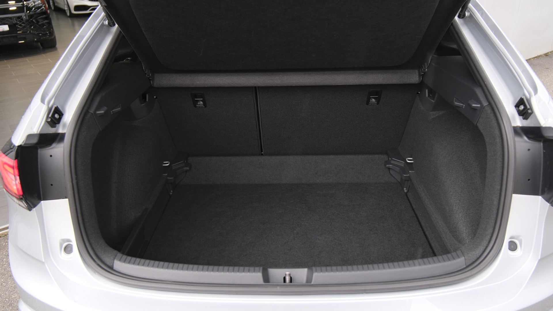VW Taigo 1.0 TSI R-Line DSG-image-30