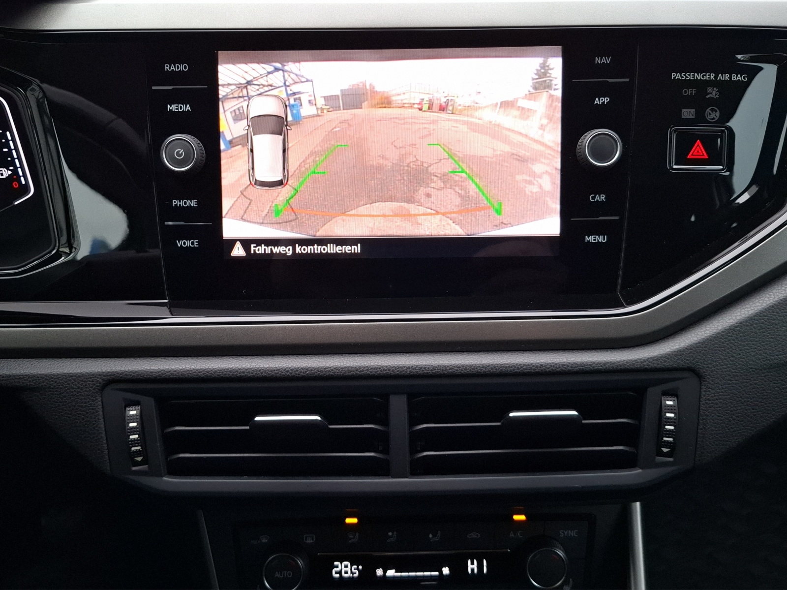 VW Polo 1.0 TSI BMT Comfortline DSG-image-14