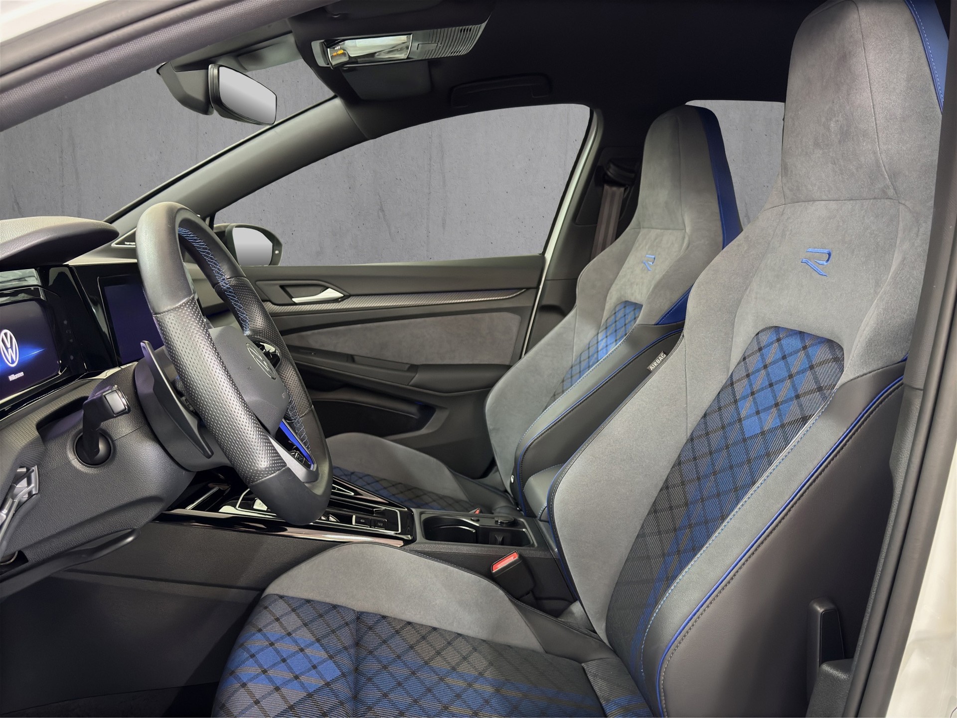 VW Golf 2.0 TSI R DSG 4M R Performance 333PS "Black Style-Harman/Kardon-Navi-RF.-Kamera-"-image-7