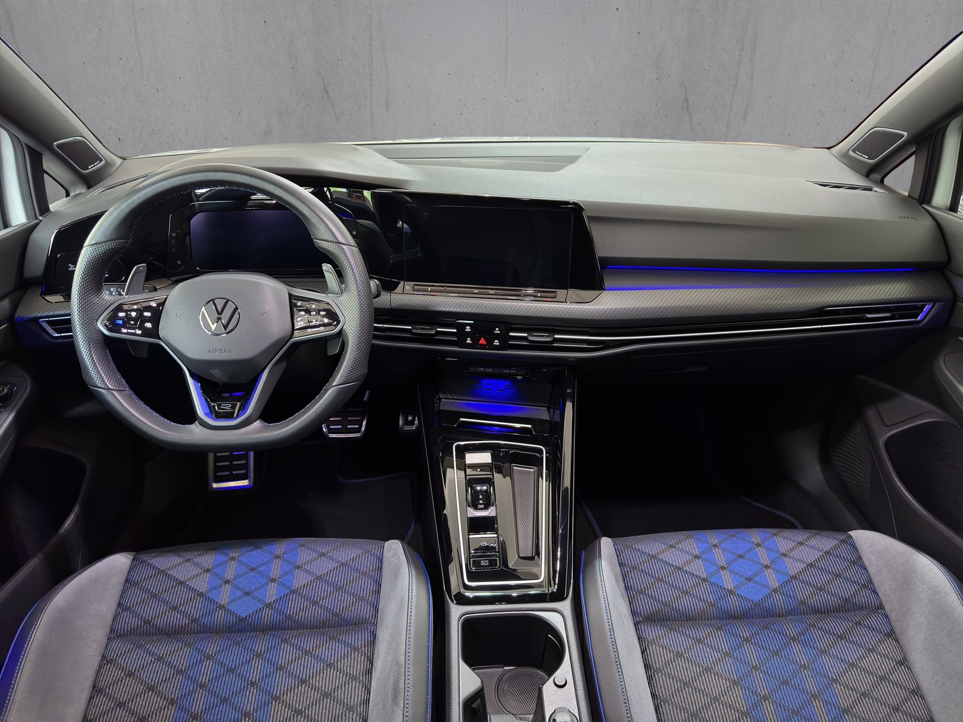 VW Golf 2.0 TSI R DSG 4M R Performance 333PS "Black Style-Harman/Kardon-Navi-RF.-Kamera-"-image-11