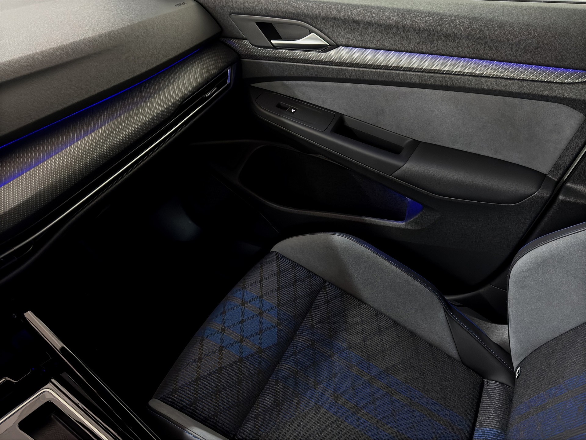 VW Golf 2.0 TSI R DSG 4M R Performance 333PS "Black Style-Harman/Kardon-Navi-RF.-Kamera-"-image-22