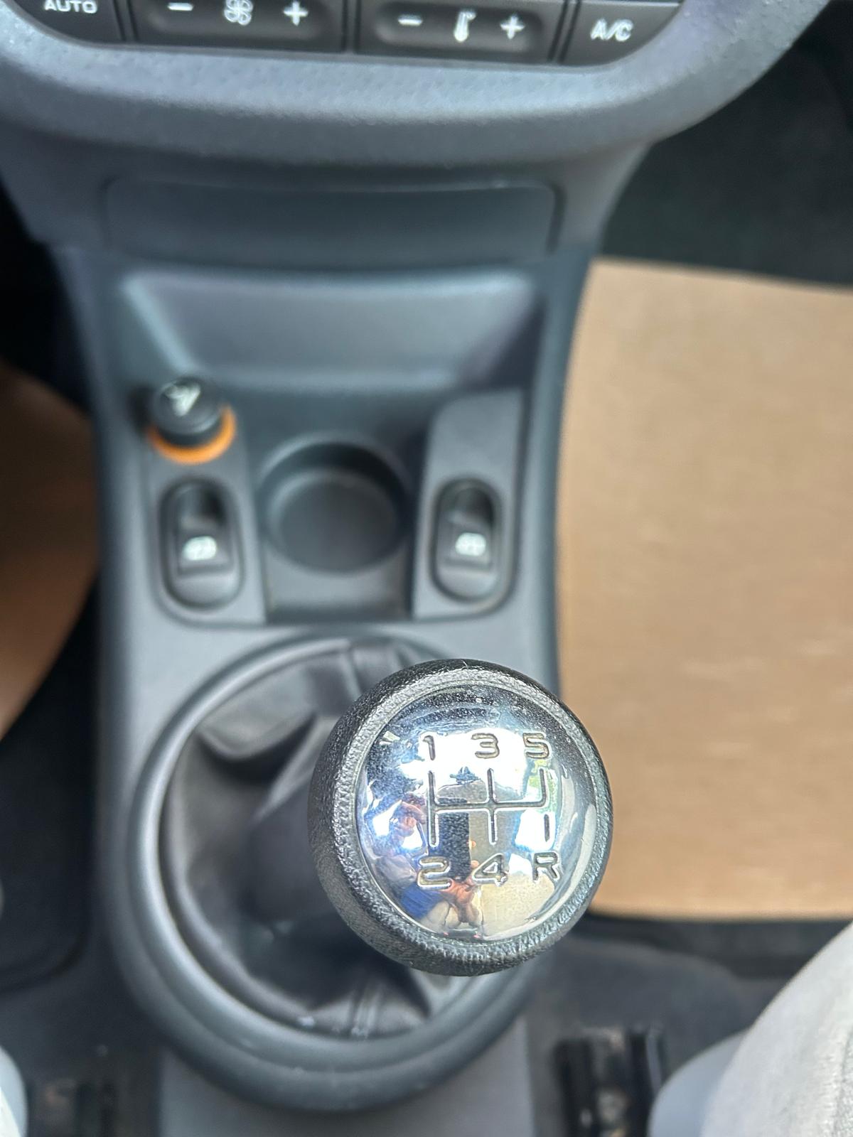 CITROEN C3 1.4i Exclusive-image-11