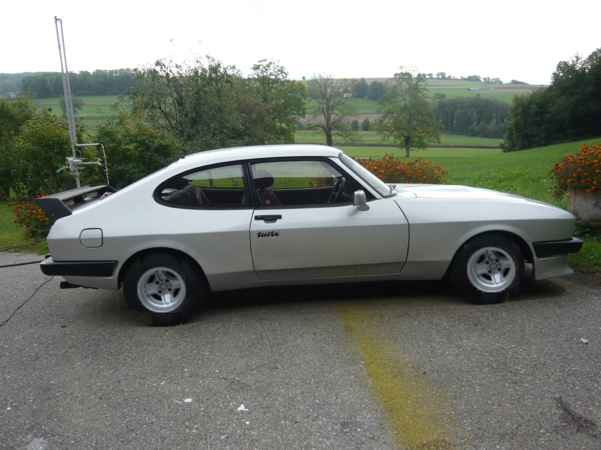 FORD 2,8 Turbo-image-1