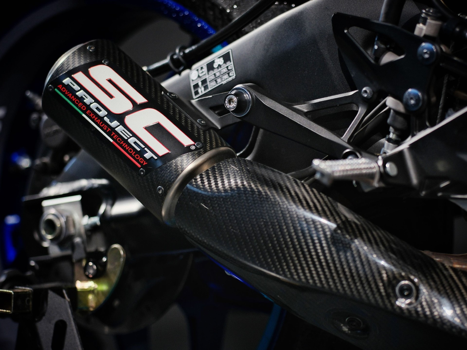 YAMAHA YZF-R1 ABS-image-8