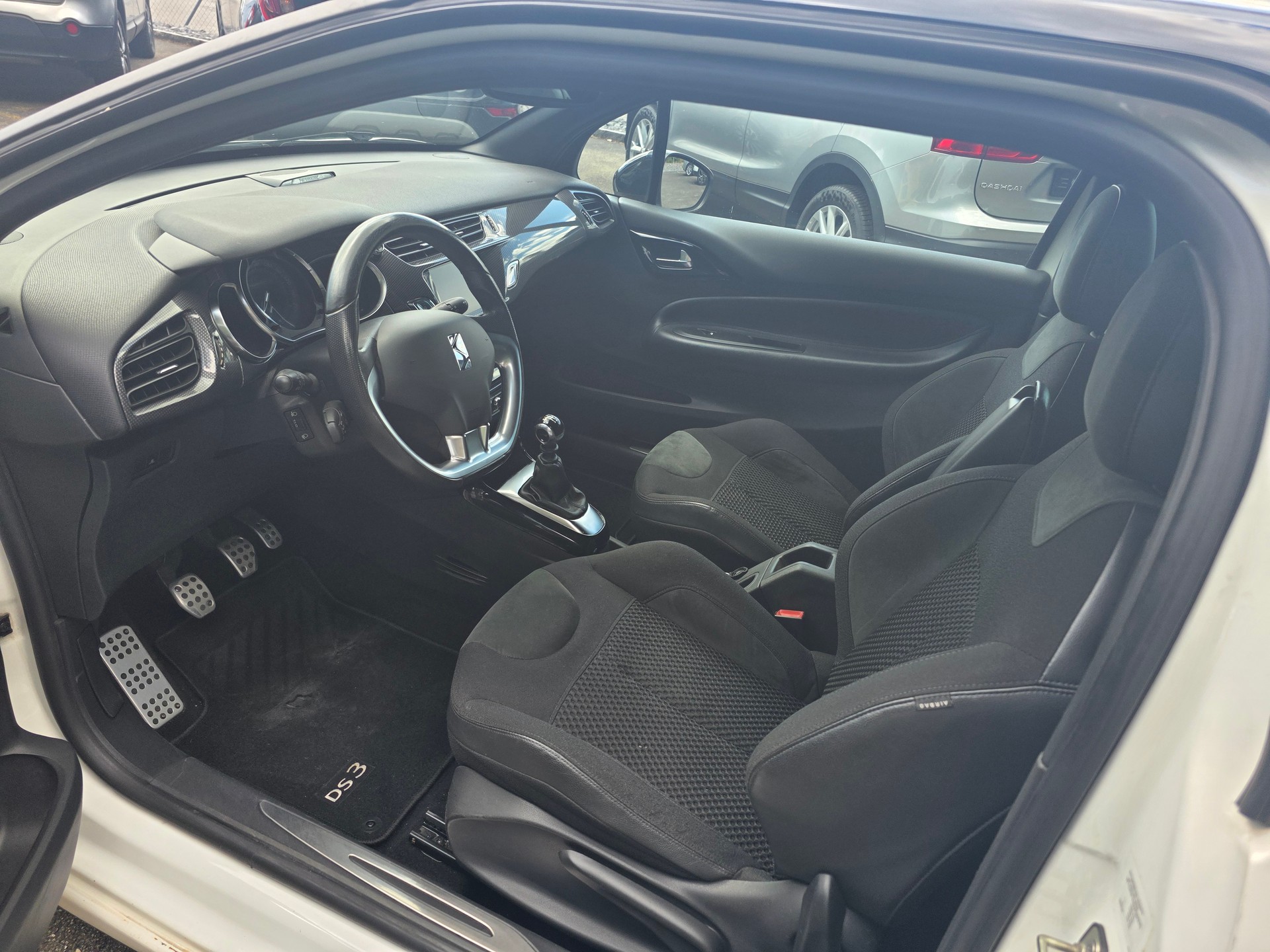 DS AUTOMOBILES DS3 1.6 THP Sport Chic-image-7