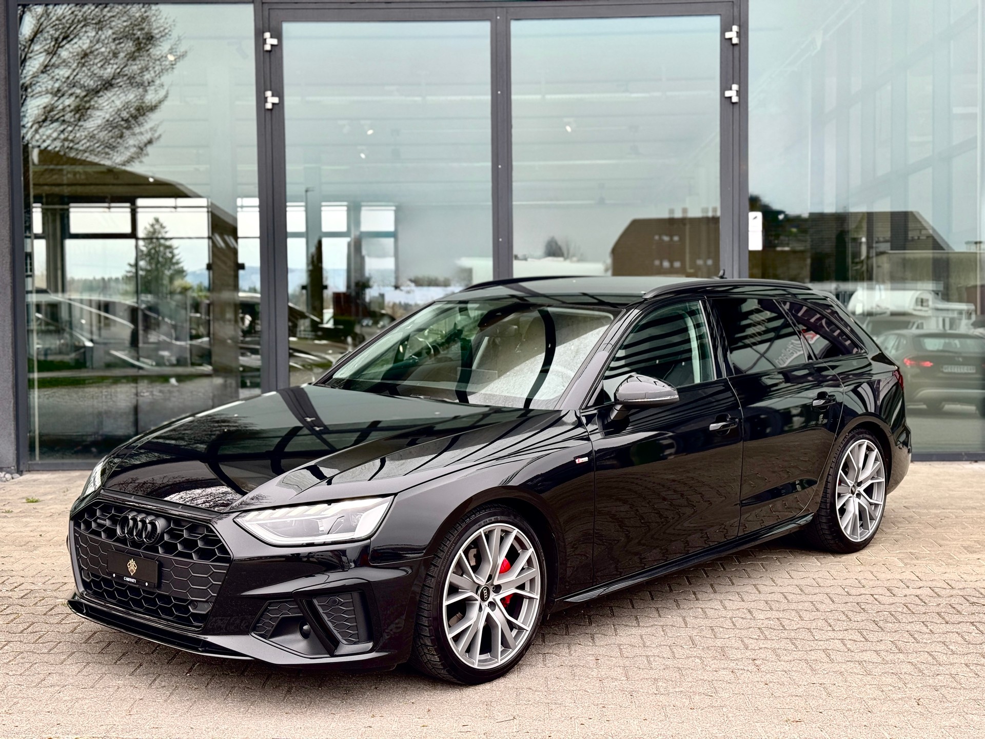 AUDI A4 Avant 40 TDI S line quattro S-tronic-showroom-element-2