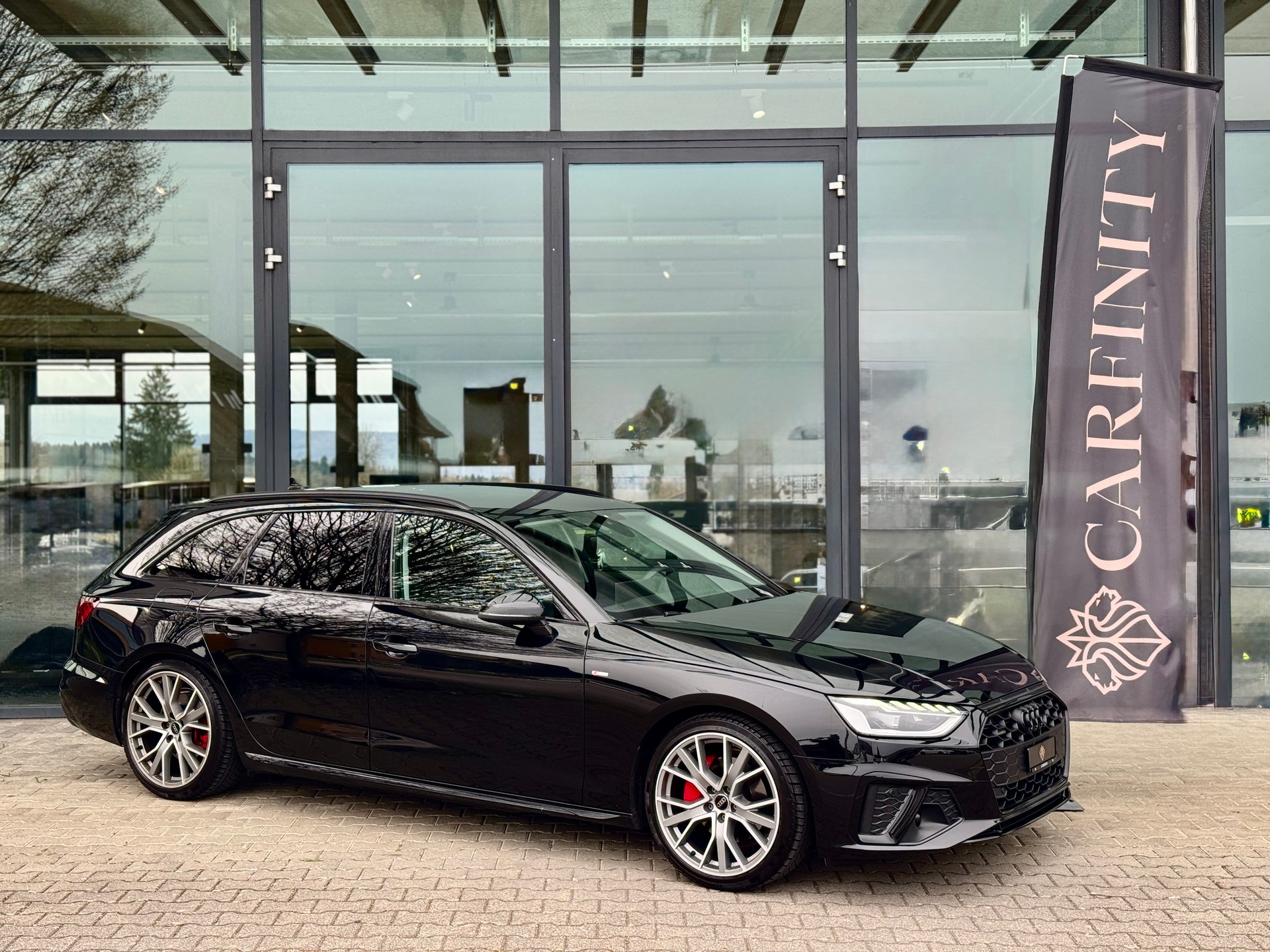 AUDI A4 Avant 40 TDI S line quattro S-tronic