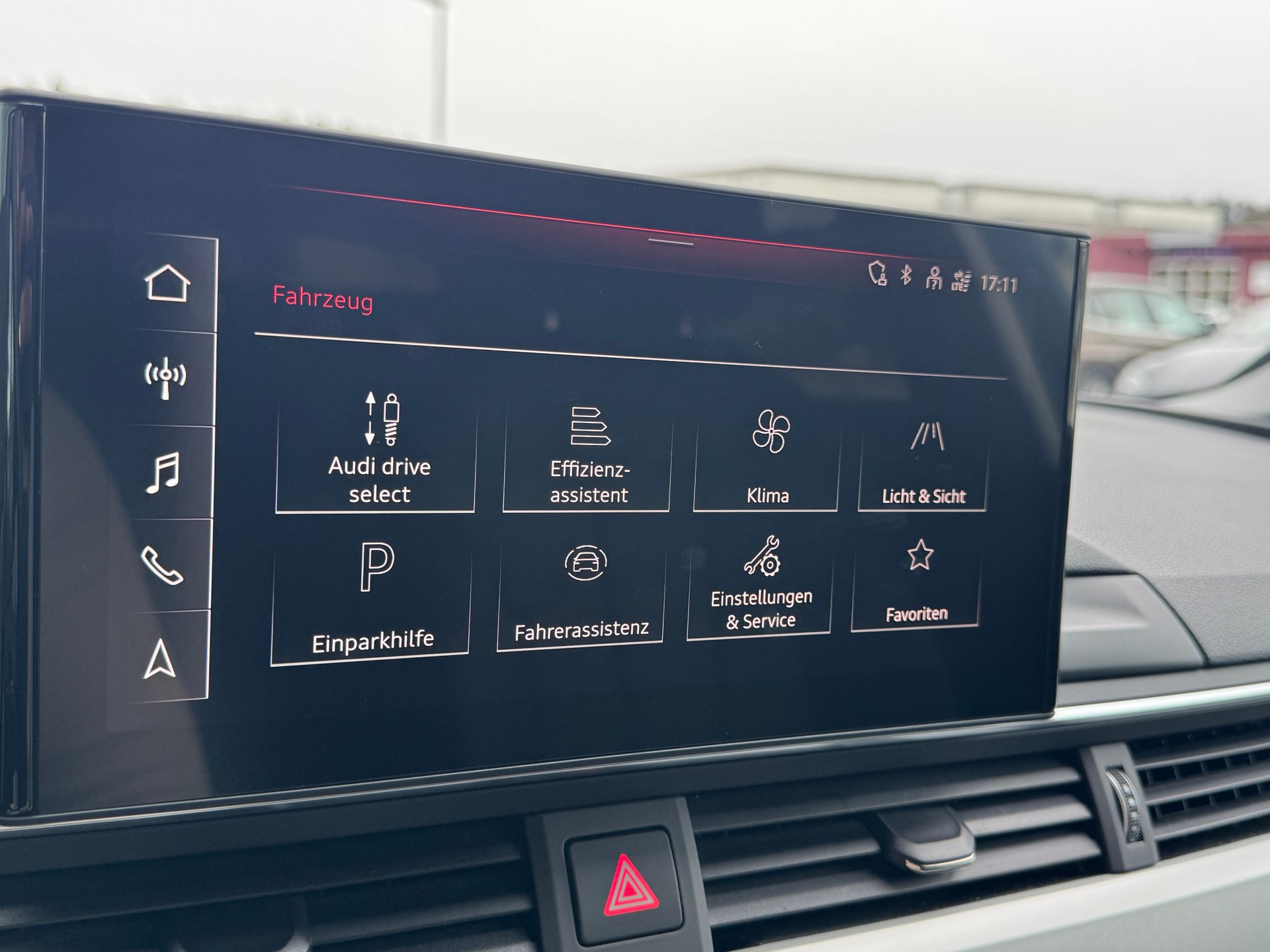 AUDI A4 Avant 40 TDI S line quattro S-tronic-image-12