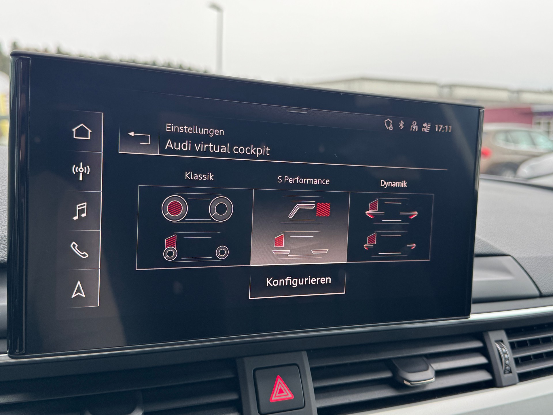 AUDI A4 Avant 40 TDI S line quattro S-tronic-image-15