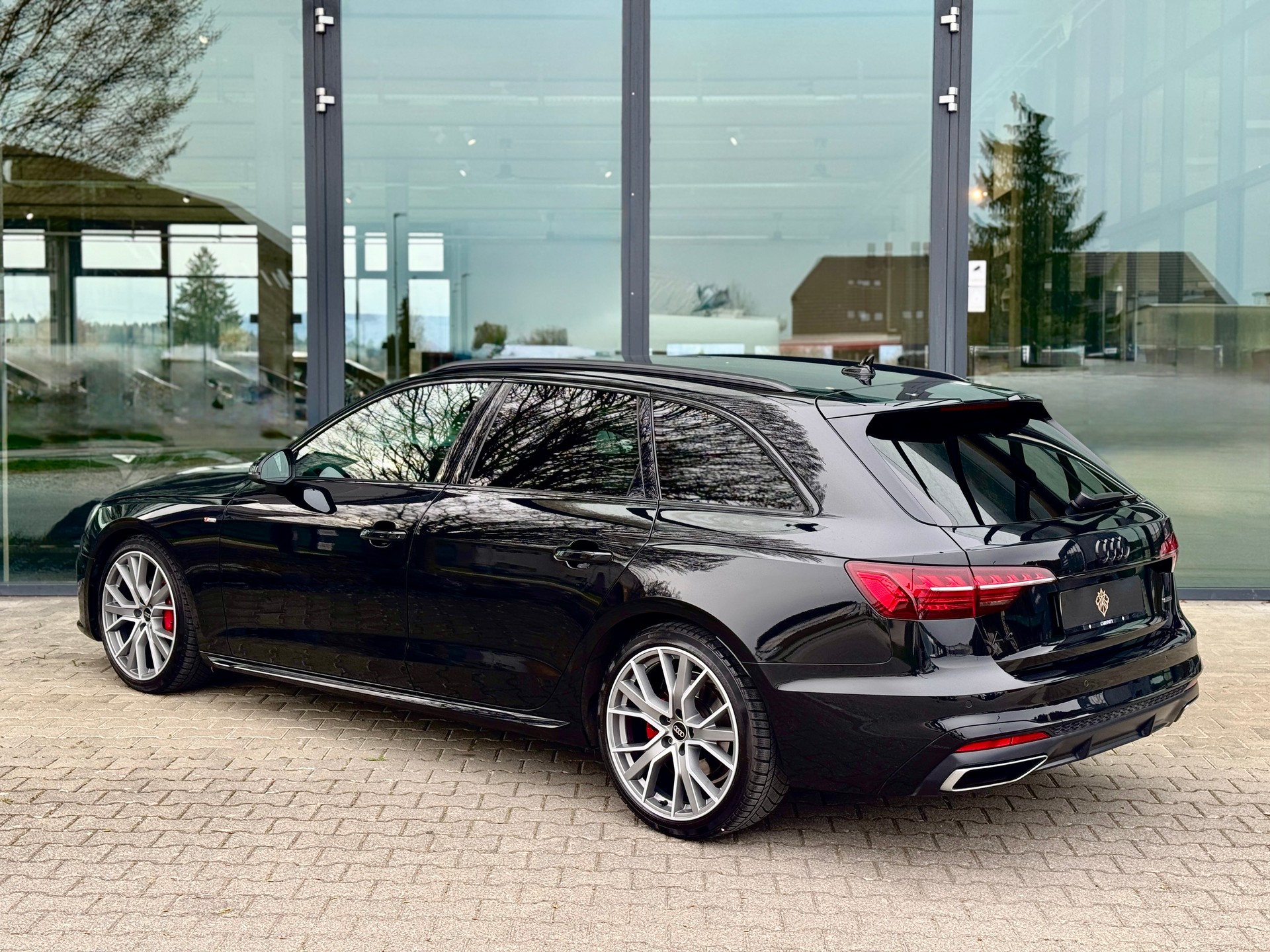 AUDI A4 Avant 40 TDI S line quattro S-tronic-showroom-element-3