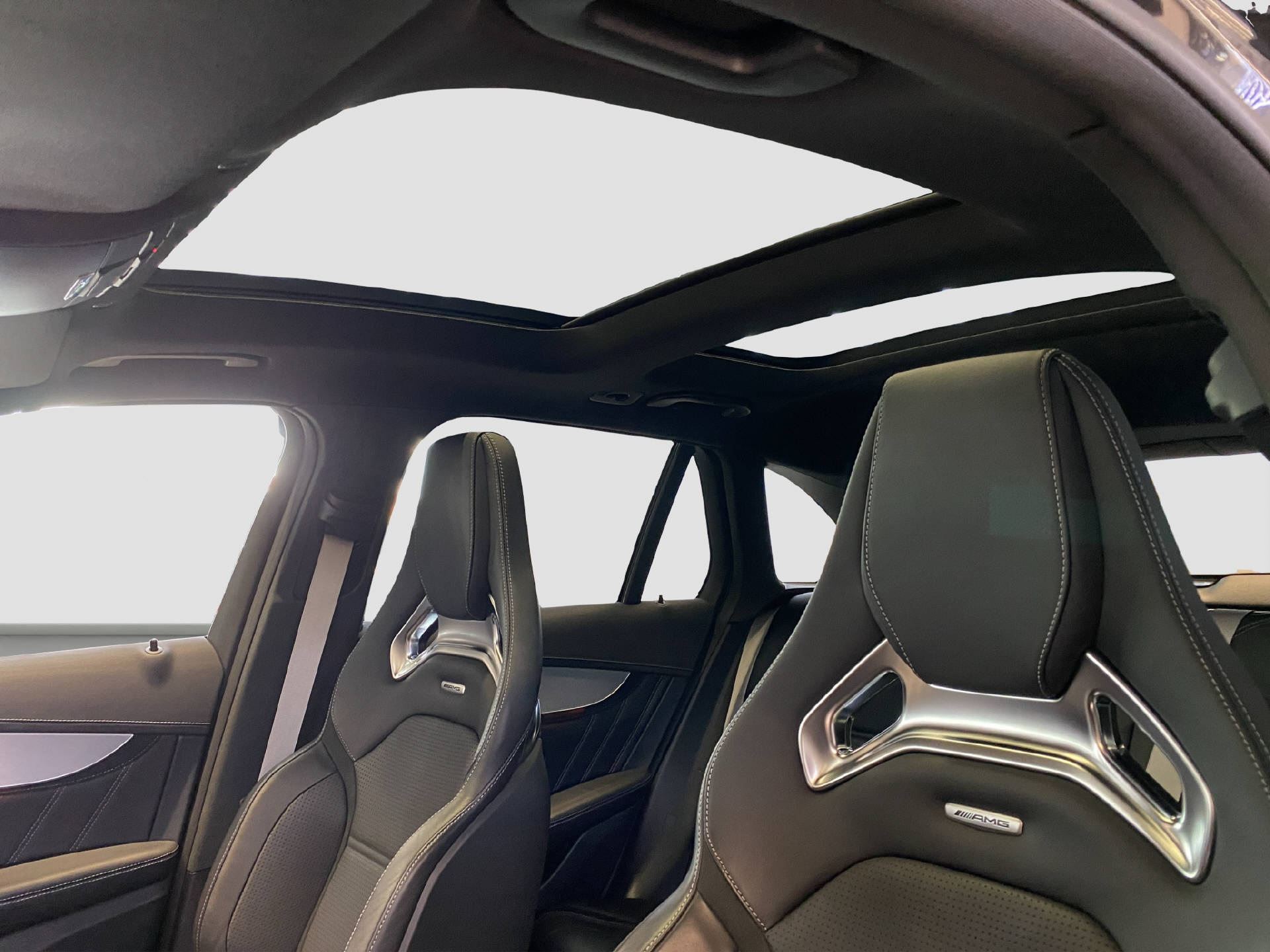 MERCEDES-BENZ GLC 63 S AMG 4MATIC+-image-11