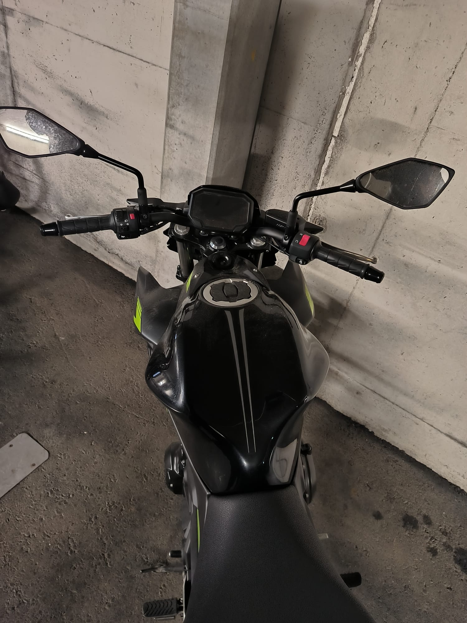KAWASAKI Z 650 (35kW)-image-4