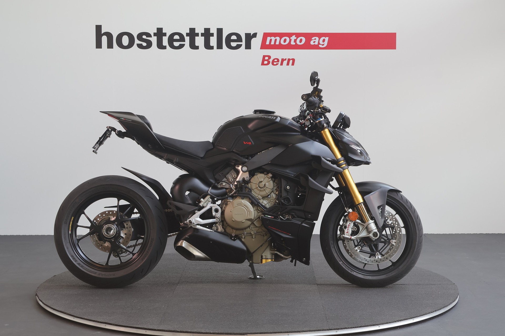 DUCATI Streetfighter V4 S-showroom-element-1