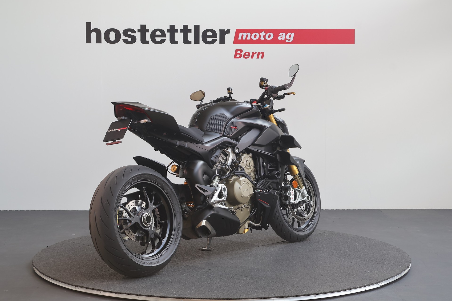 DUCATI Streetfighter V4 S-showroom-element-2