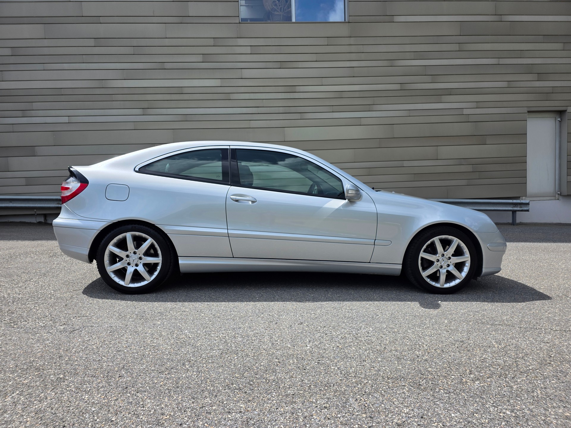 MERCEDES-BENZ C 230 Kompressor-image-7