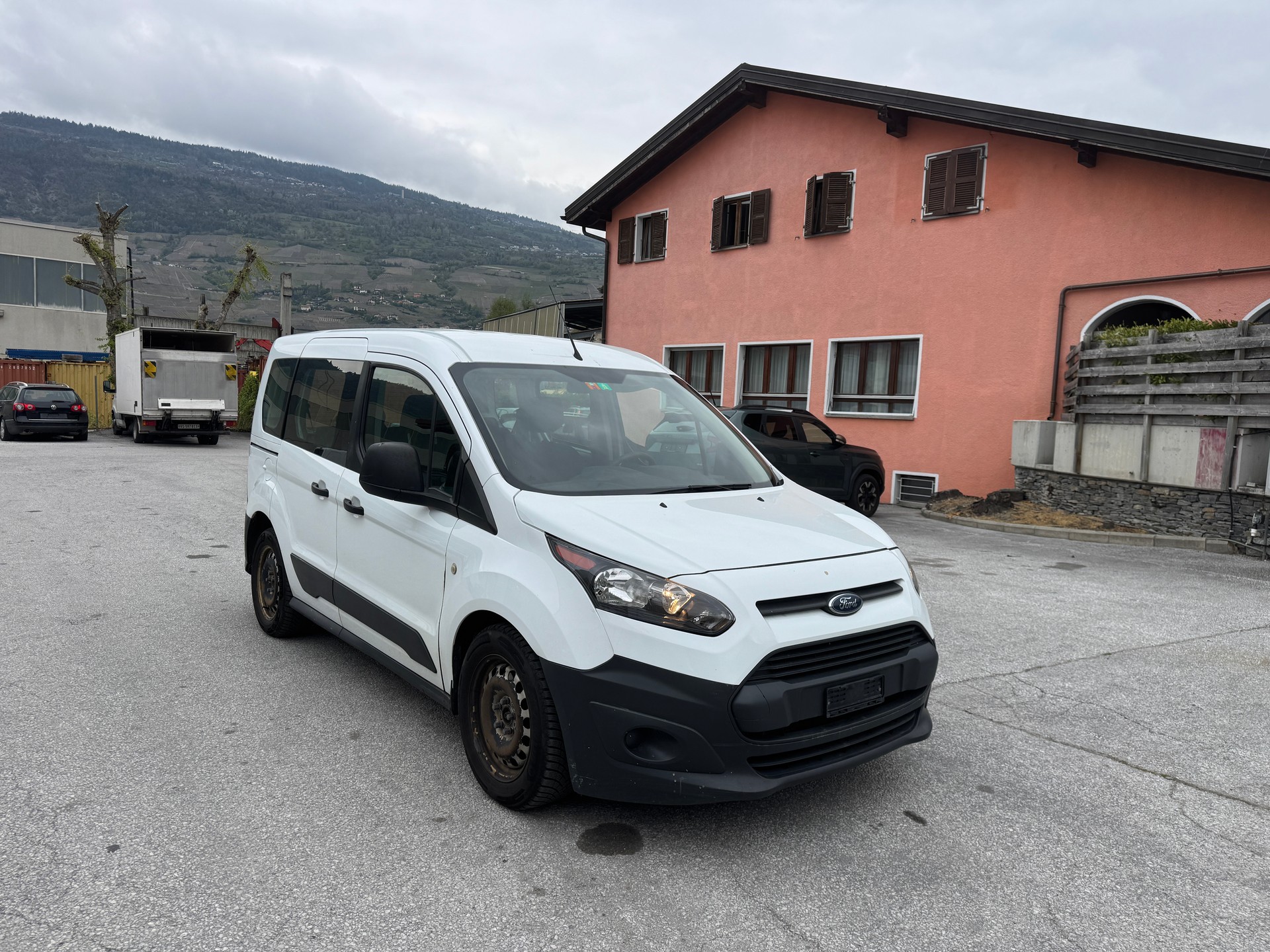 FORD Transit Connect Combi T220 1.5 TDCi Ambiente-image-11