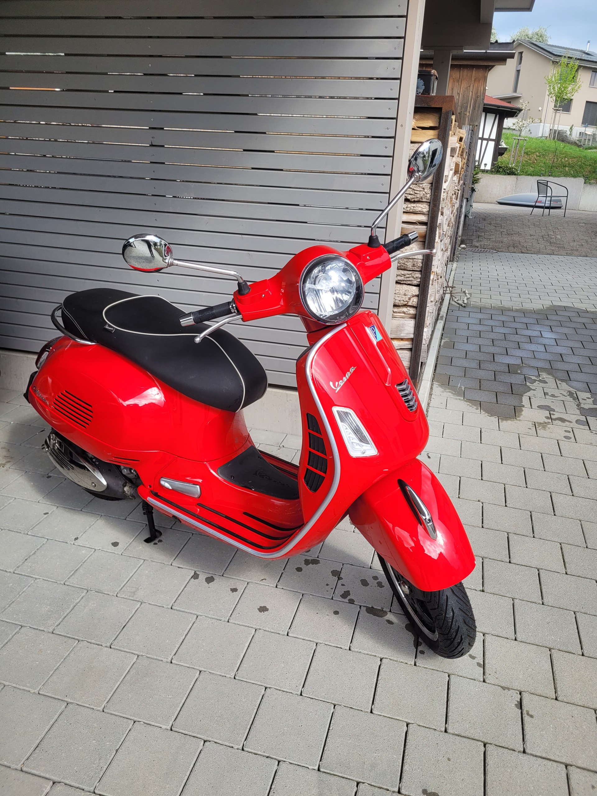 PIAGGIO Vespa GTS Super 125 i.e. ABS-image-1