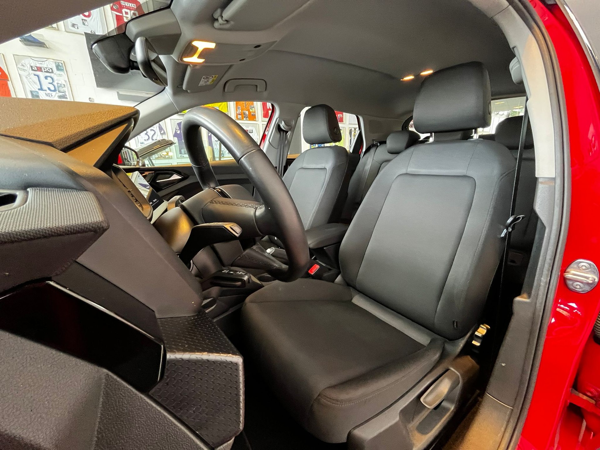 AUDI A1 30 TFSI advanced-image-9