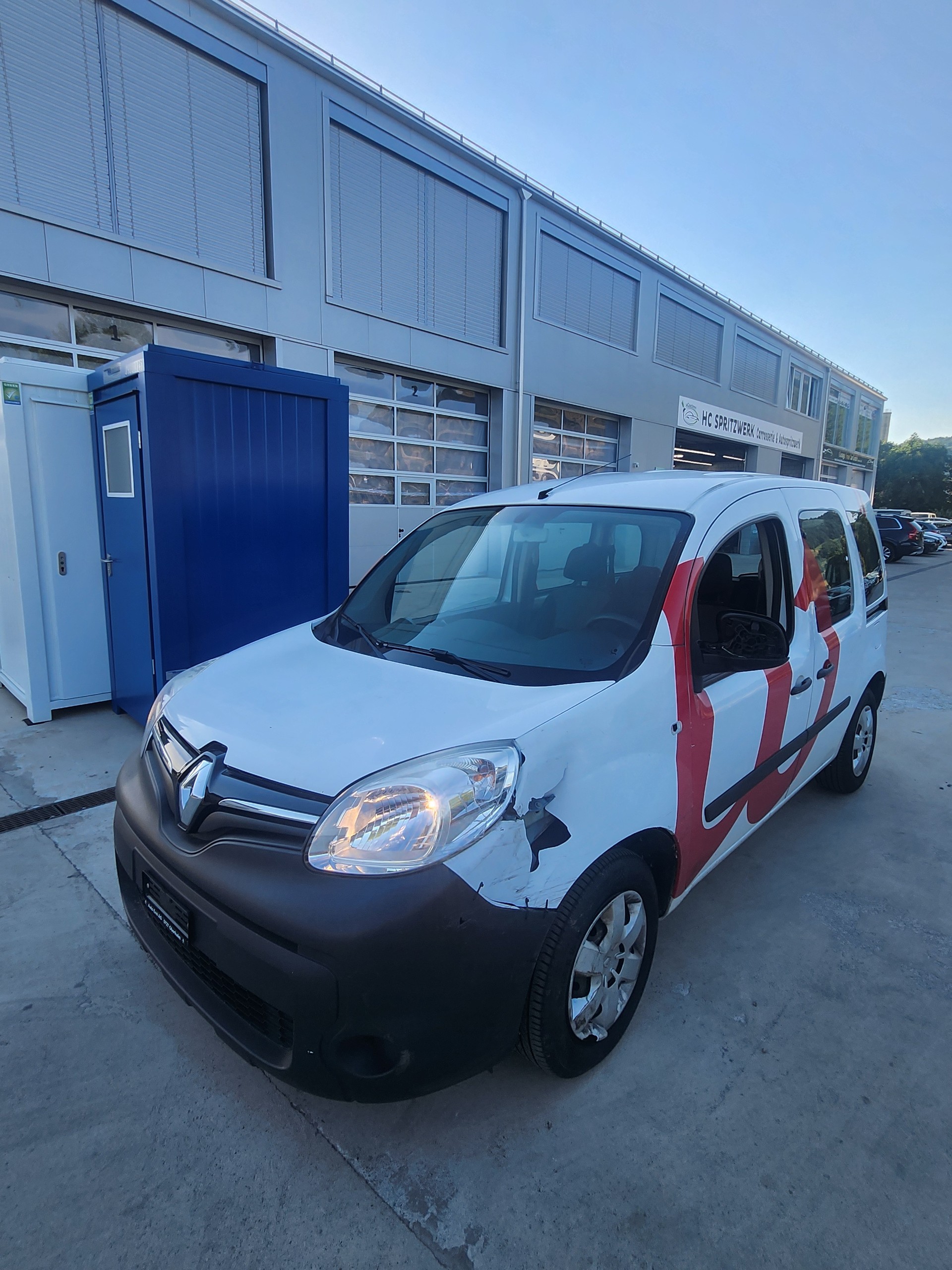 RENAULT Kangoo 1.2 16V Turbo Life-image-2