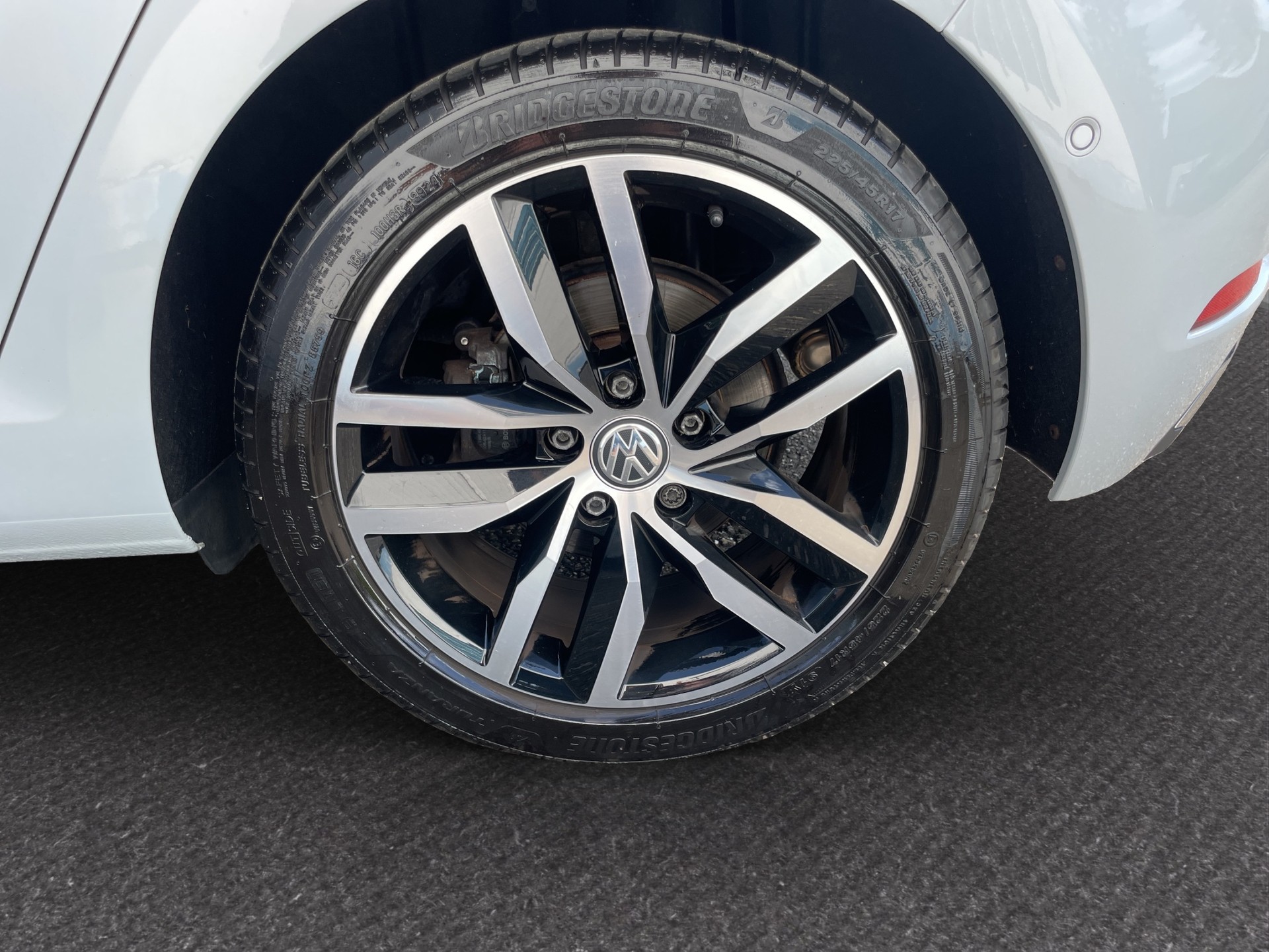 VW Golf 1.4 TSI Highline DSG-image-14