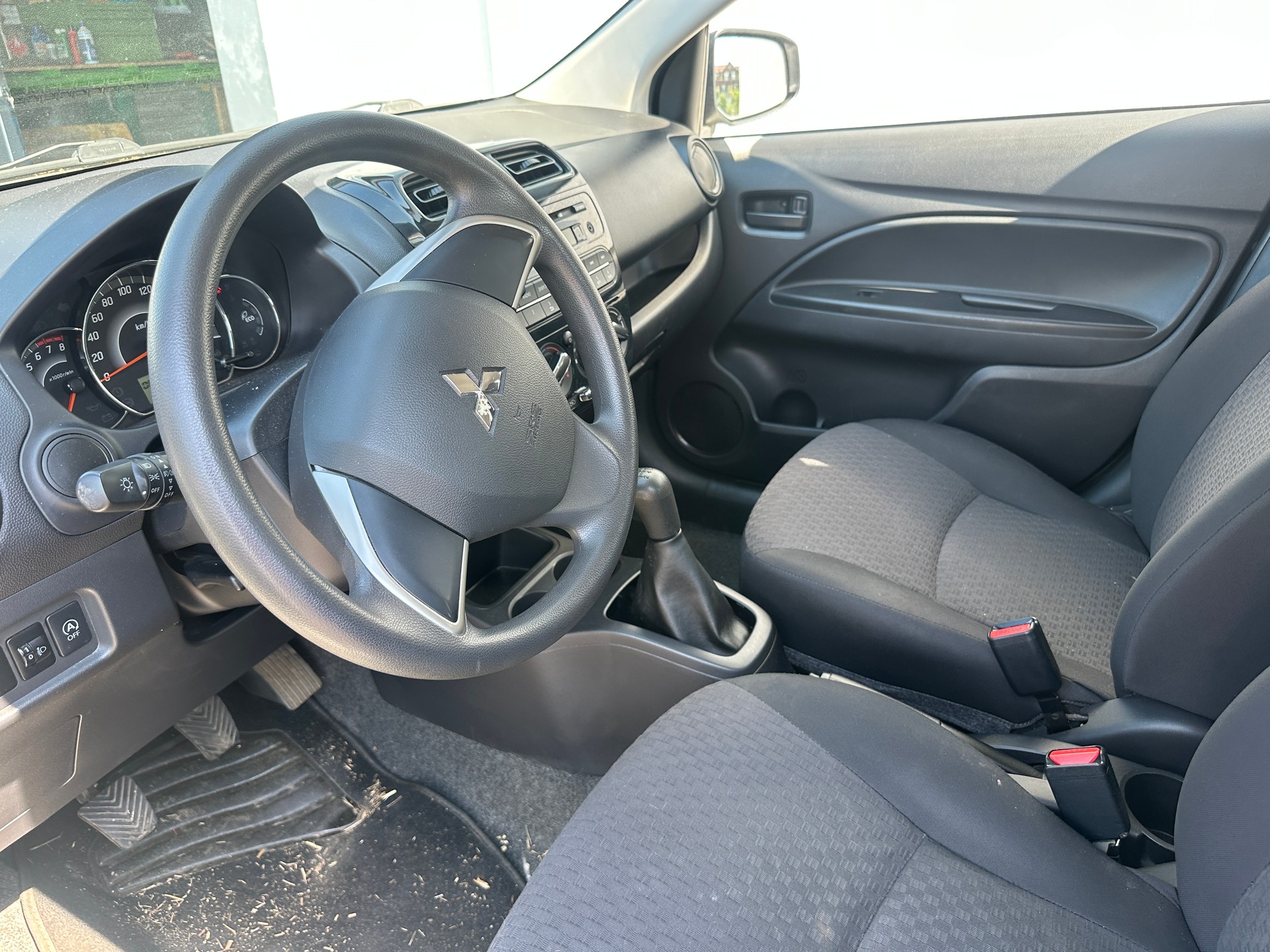 MITSUBISHI Space Star 1.0 Inform-image-5