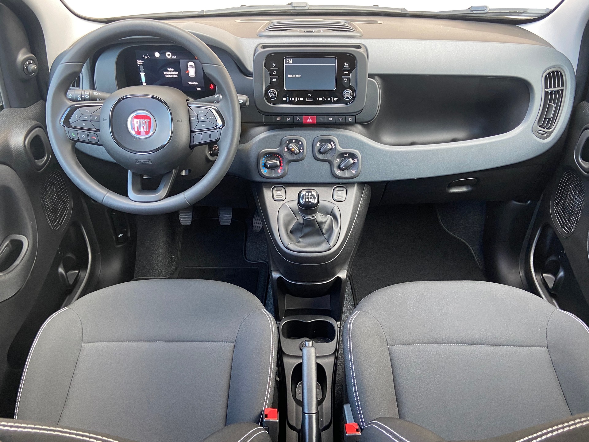 FIAT Panda 1.0 MHEV City-showroom-element-2