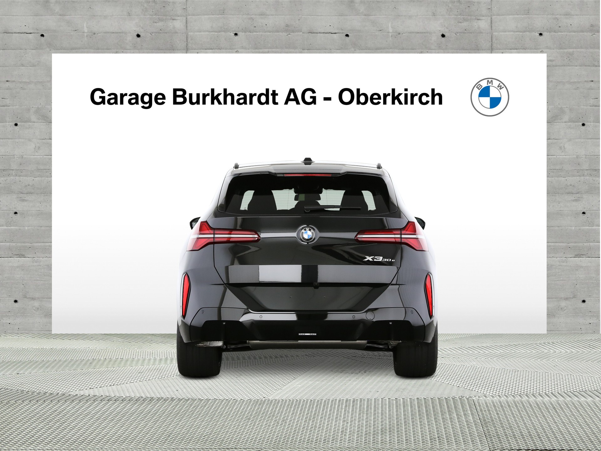 BMW X3 xDr 30e M Sport Pro-showroom-element-3