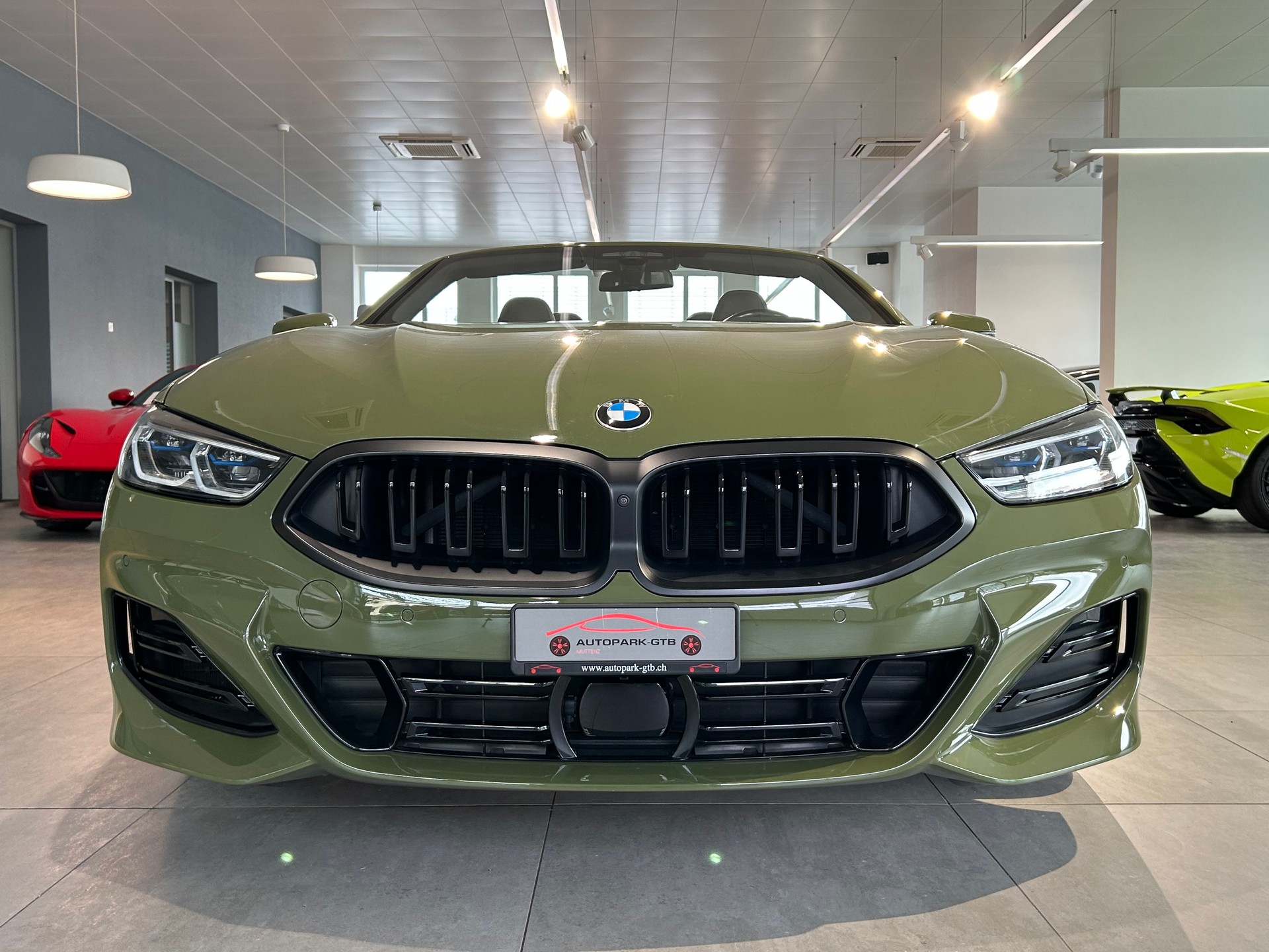 BMW 840i xDrive M Sport Pro Steptronic-showroom-element-3