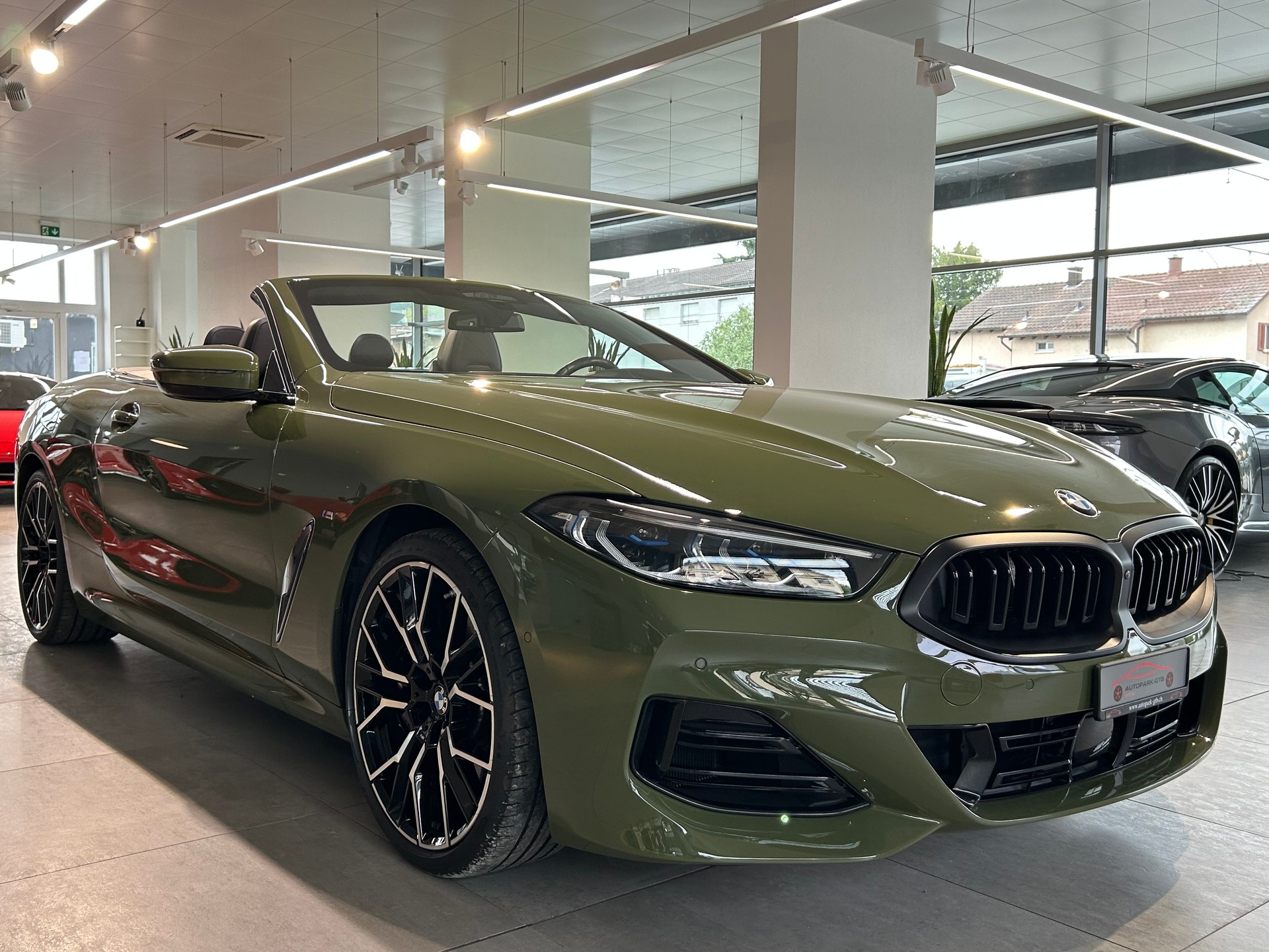 BMW 840i xDrive M Sport Pro Steptronic-showroom-element-2