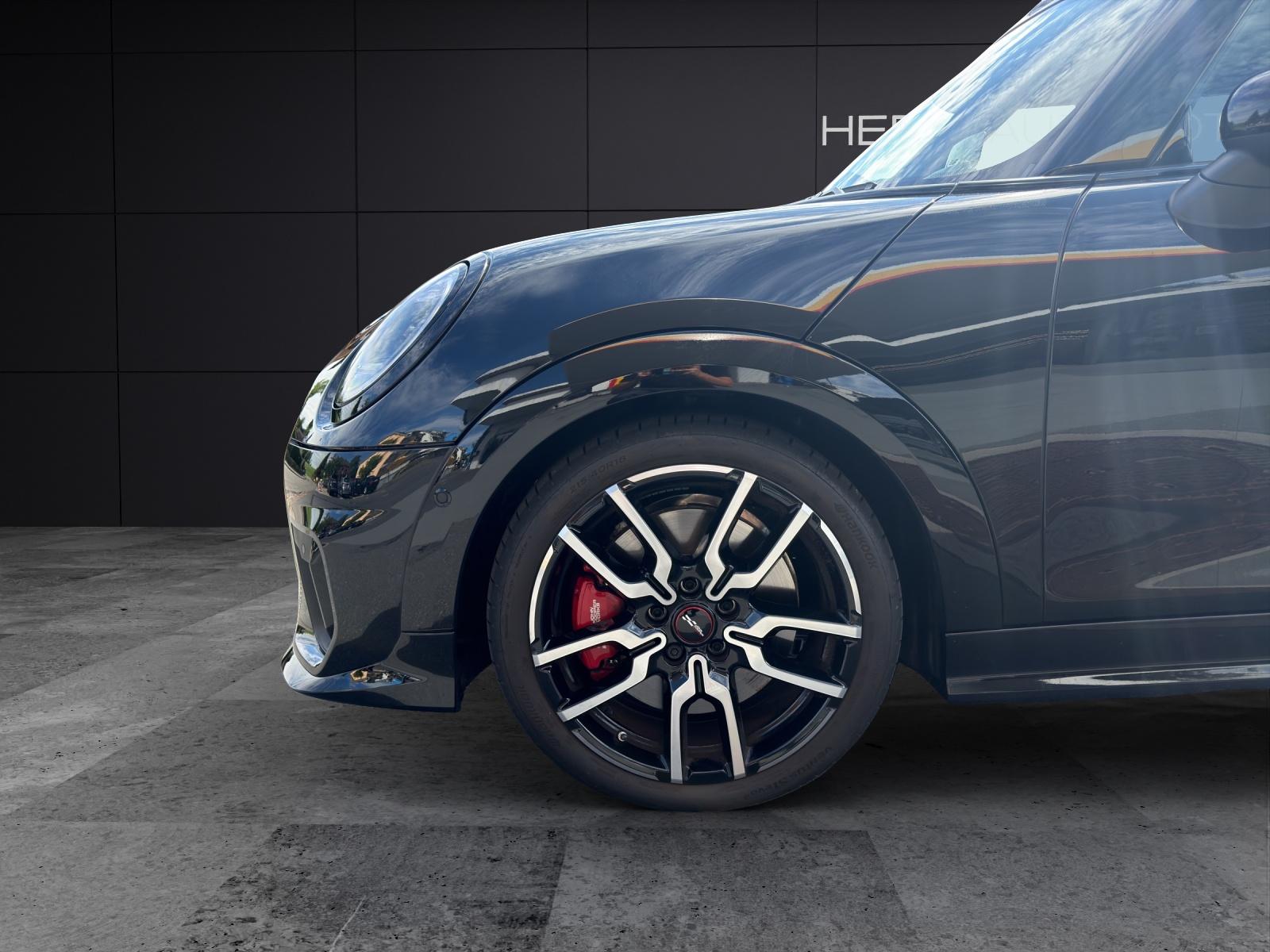 MINI Cabrio F67 2.0i John Cooper Works-image-4