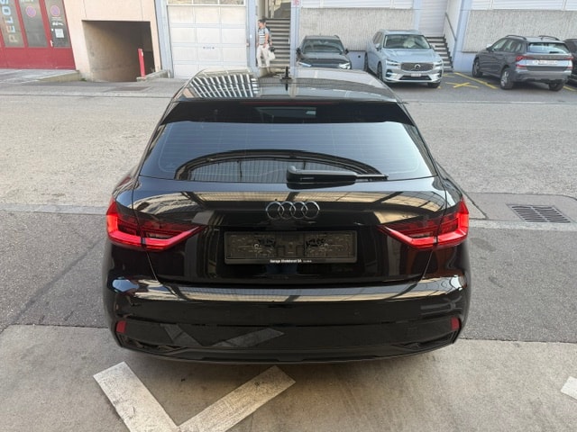 AUDI A1 Sportback 30 TFSI advanced Attraction S-tronic-image-4