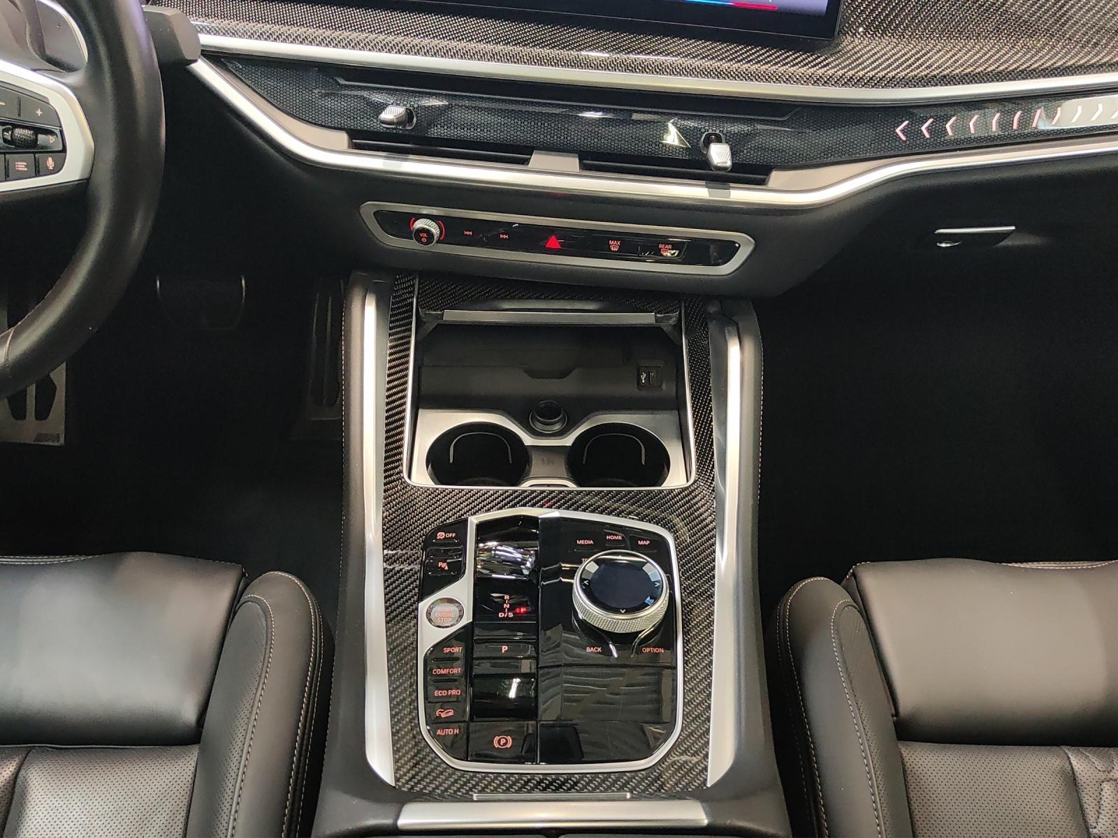BMW X6 40i xDrive-image-12