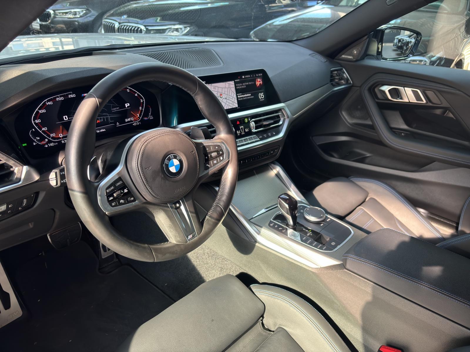 BMW M240i xDrive Coupé-image-5