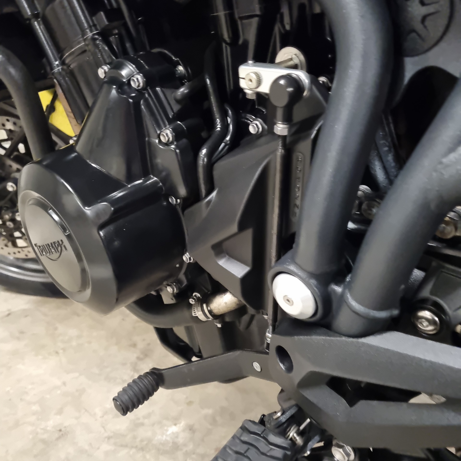 TRIUMPH Tiger 800 ABS-image-5