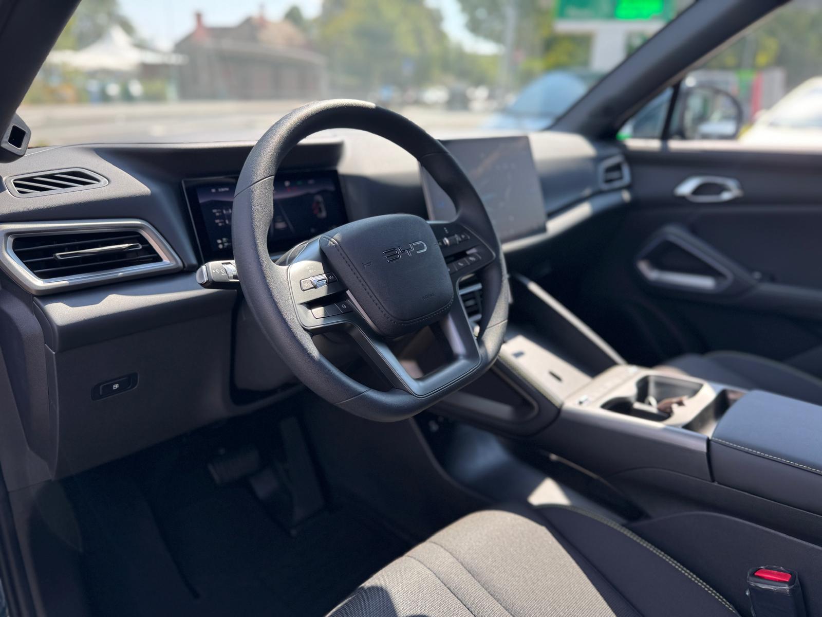 BYD Atto 2 DM-i Active-image-8