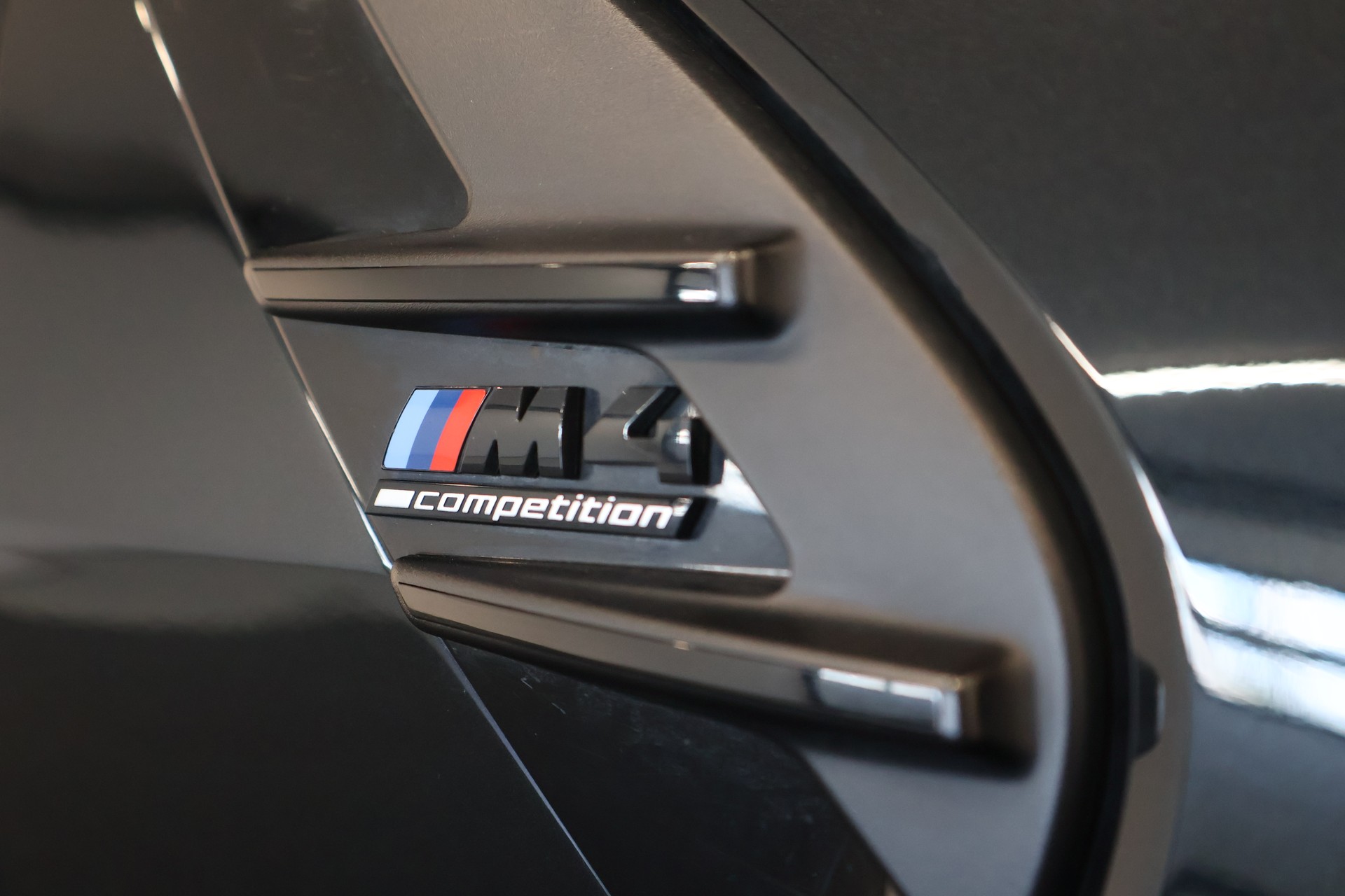 BMW M4 Cabrio Competition M xDrive-image-24